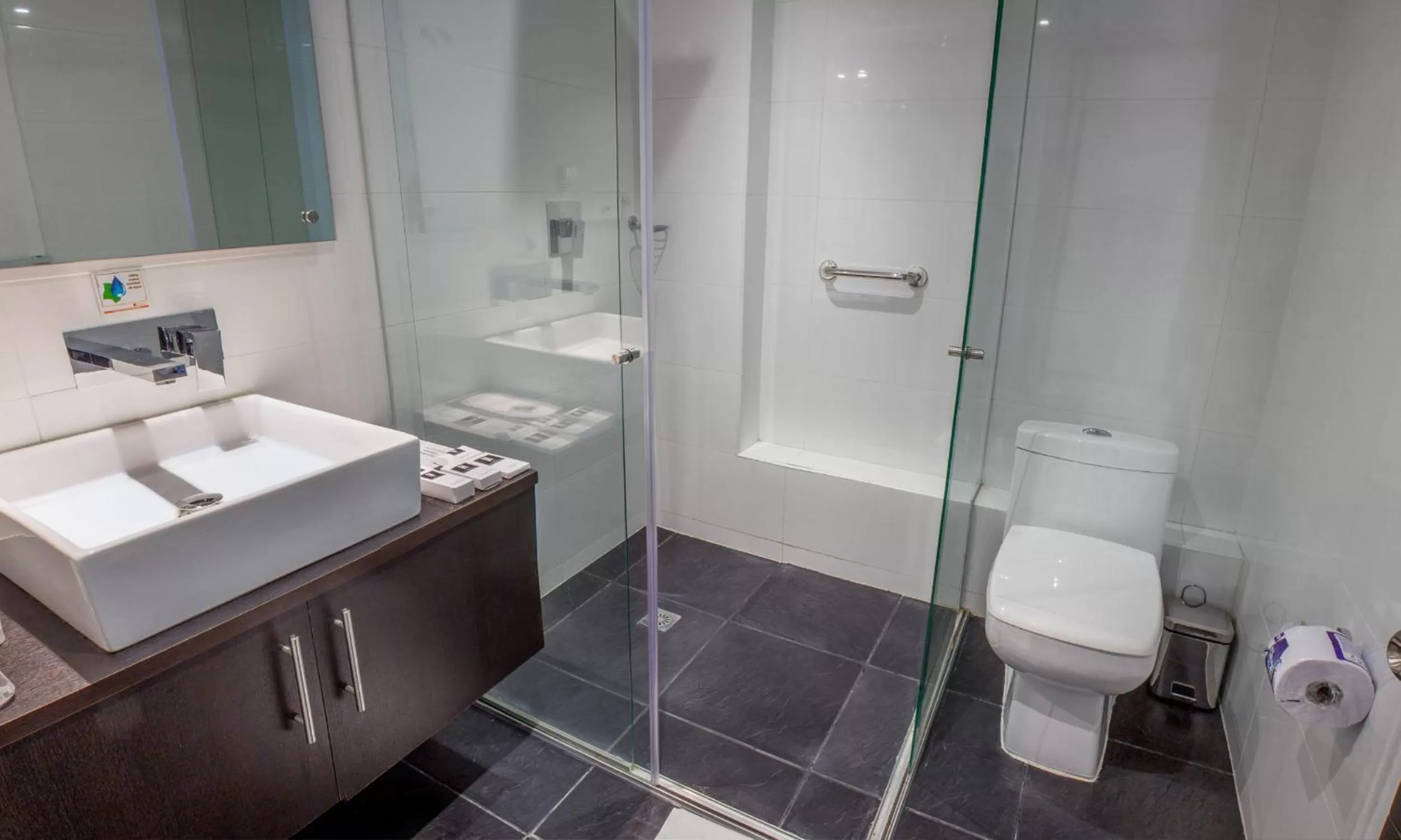 Bathroom in Hotel Metropolitano