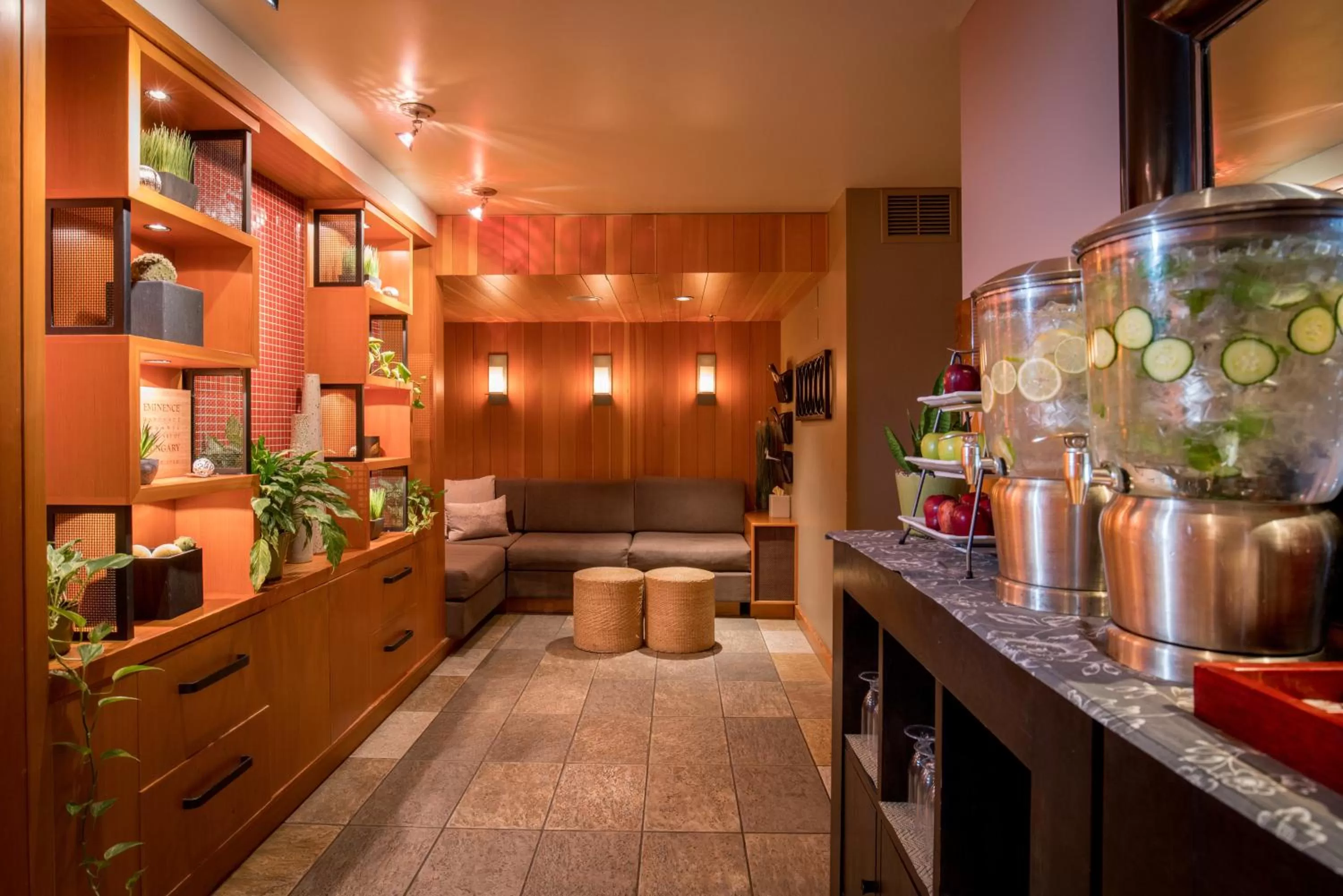 Spa and wellness centre/facilities in Banff Caribou Lodge and Spa