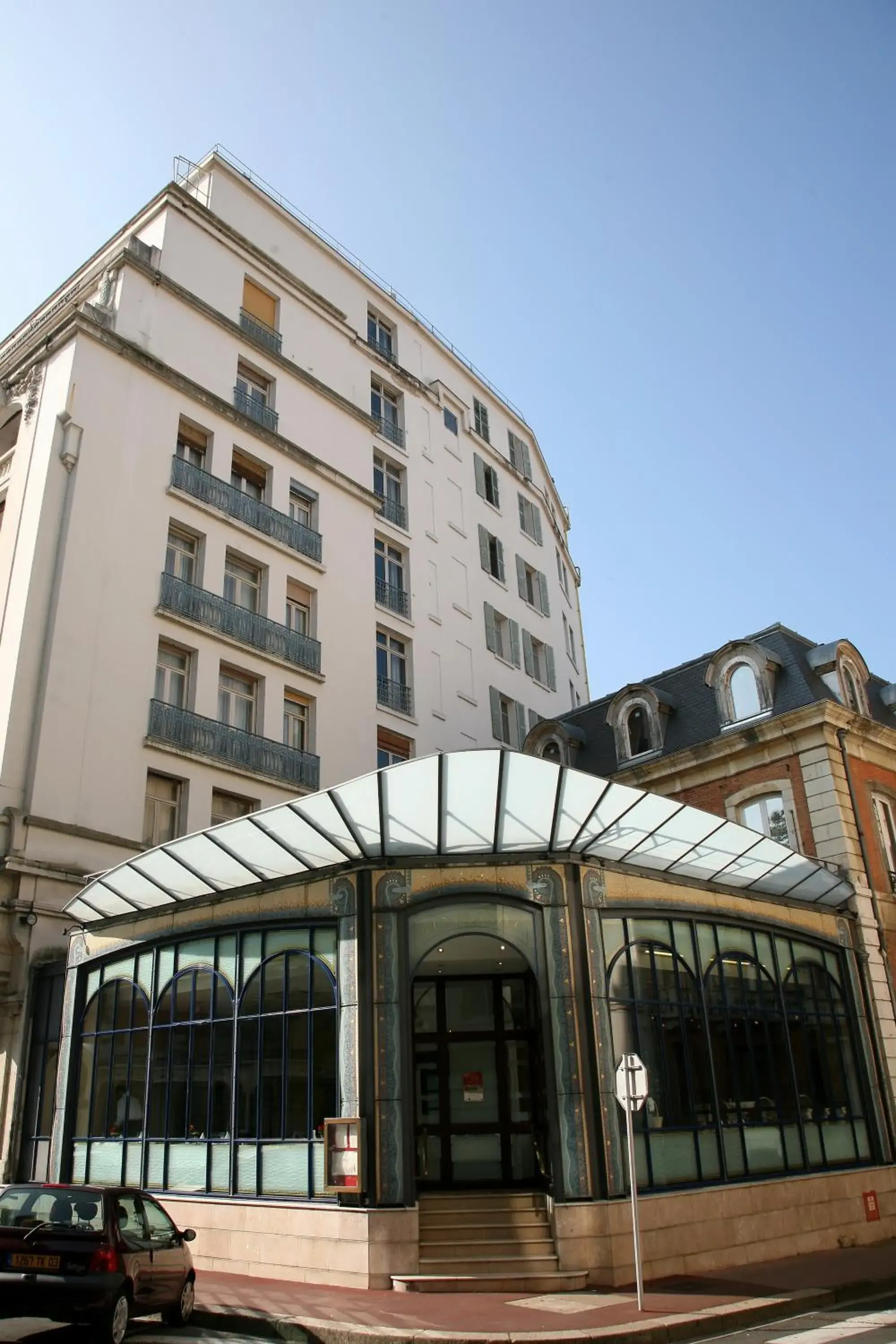 Facade/entrance, Property Building in Hôtel Aletti Palace