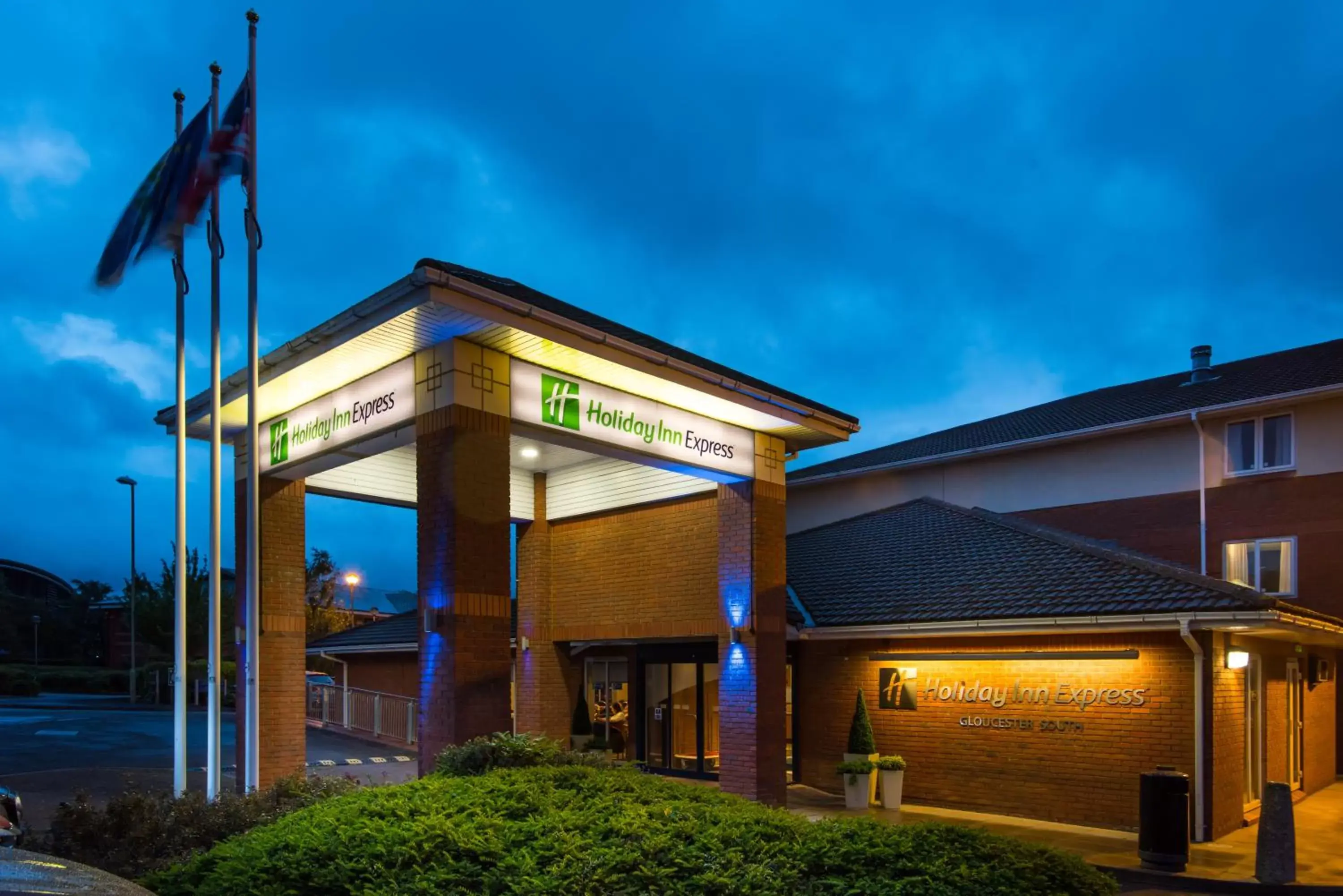 Property Building in Holiday Inn Express Gloucester - South, an IHG Hotel