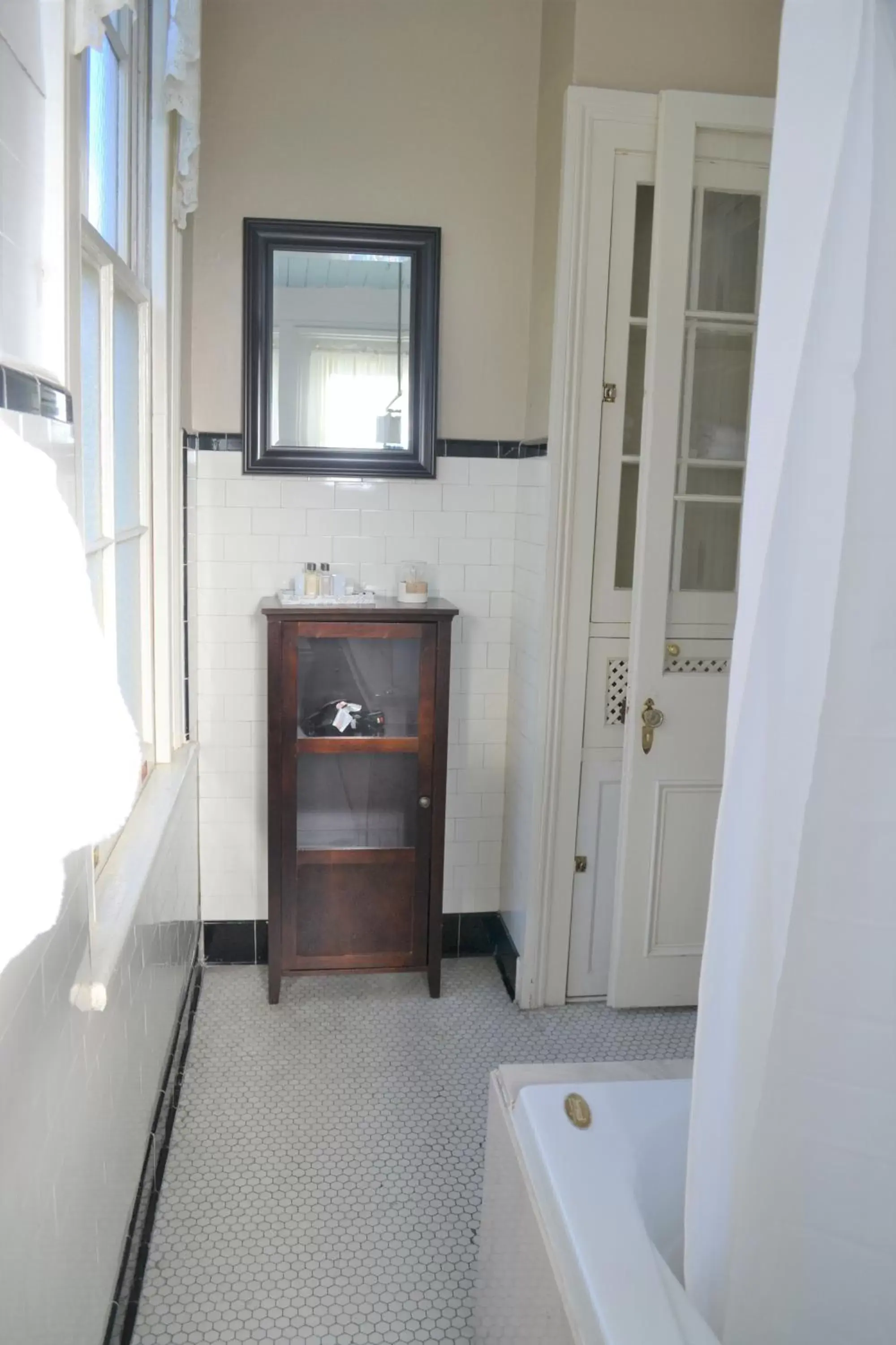 Bathroom in Edgar Degas House Historic Home and Museum