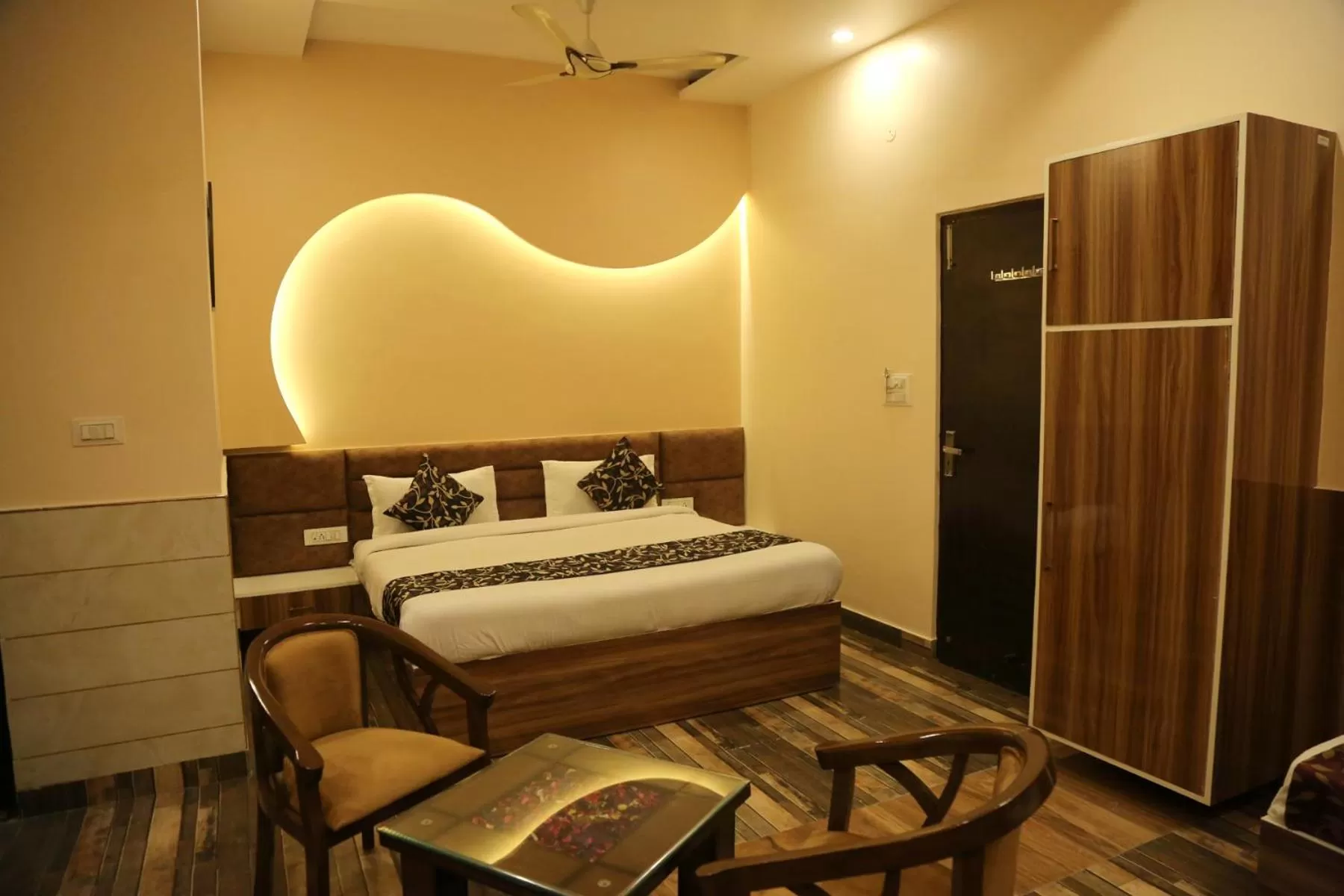 Bedroom, Bed in The Park View Hotel