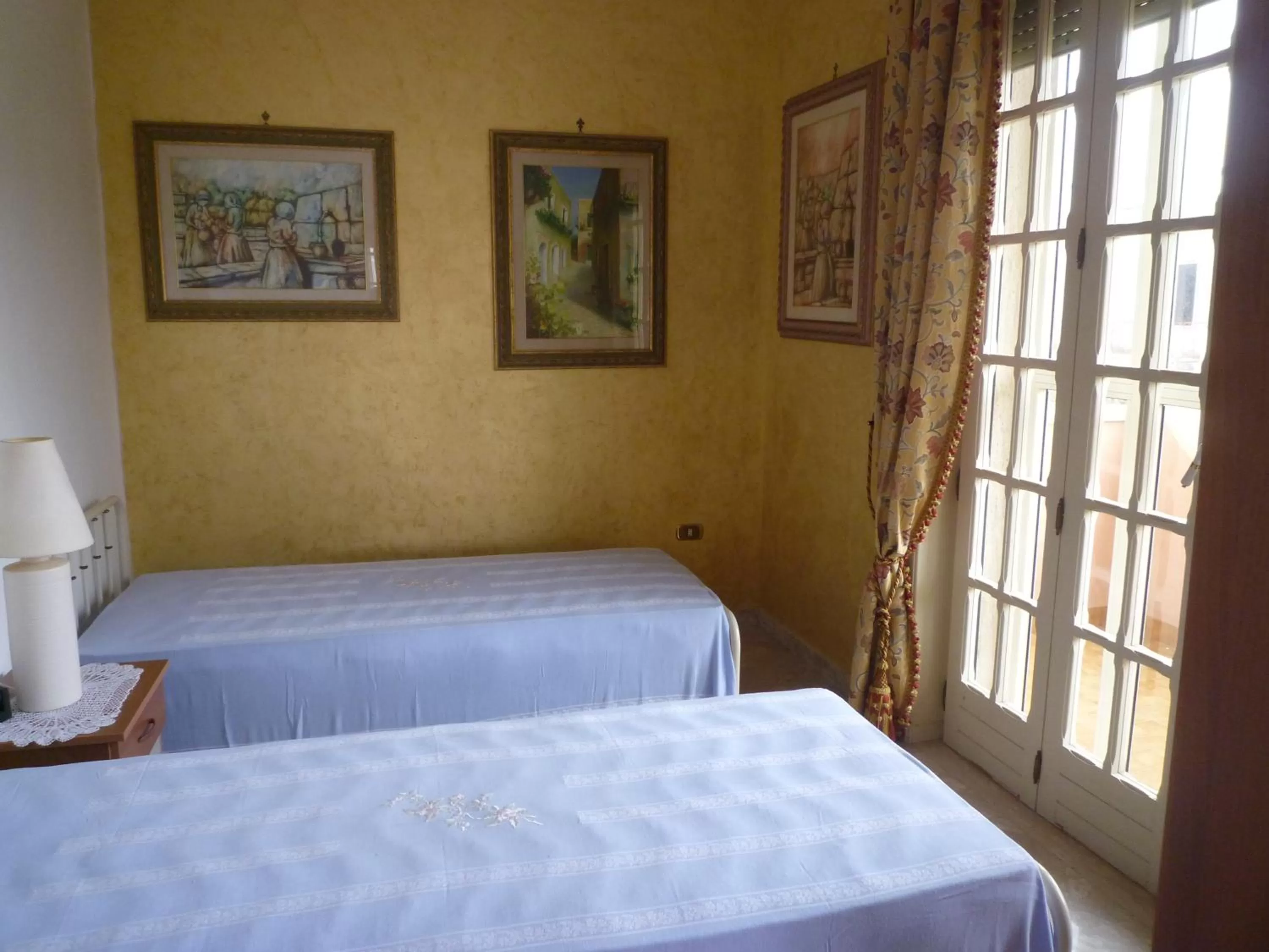 Bed in B&B LU SULE