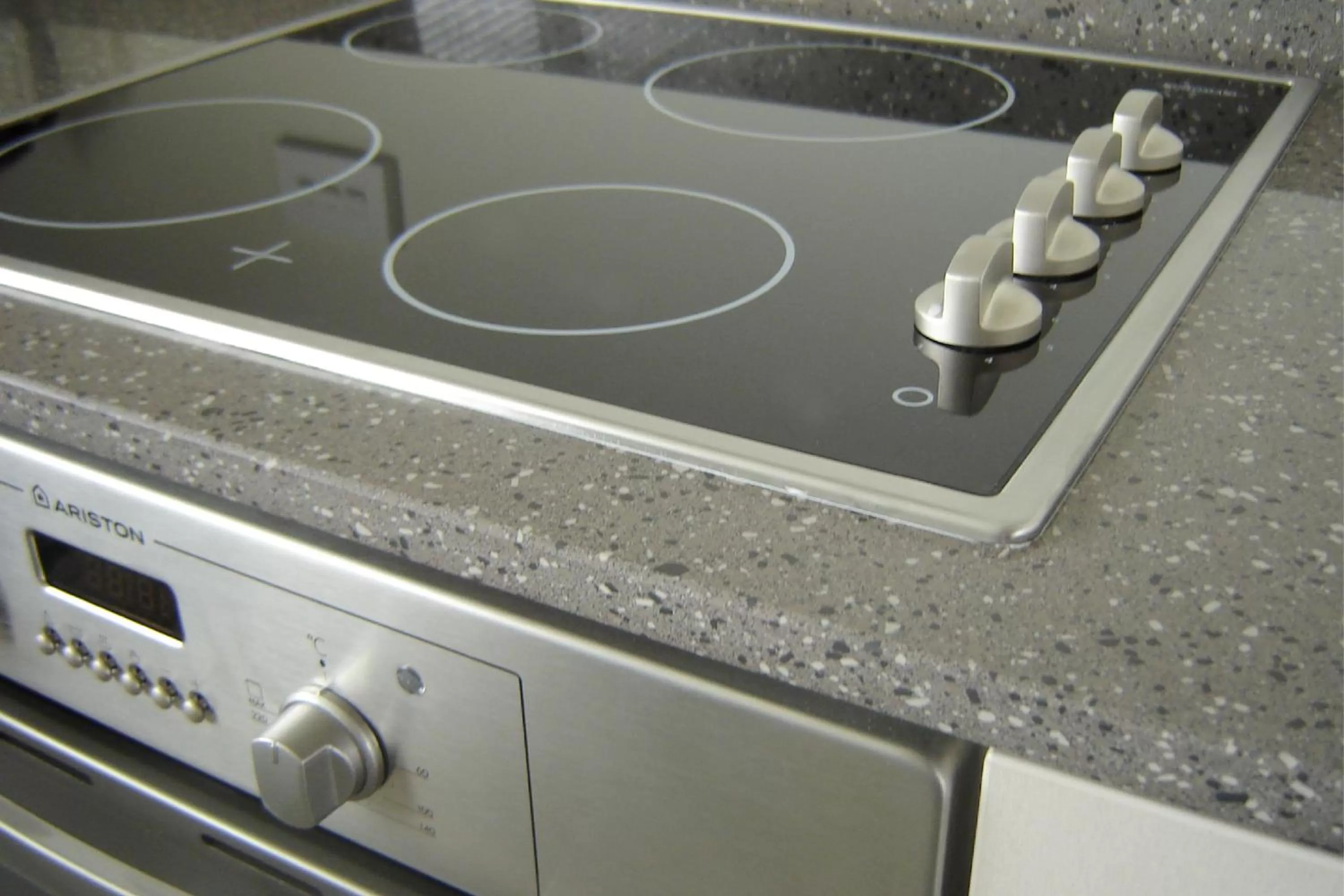 Kitchen or kitchenette in Salerno Motel Apartments