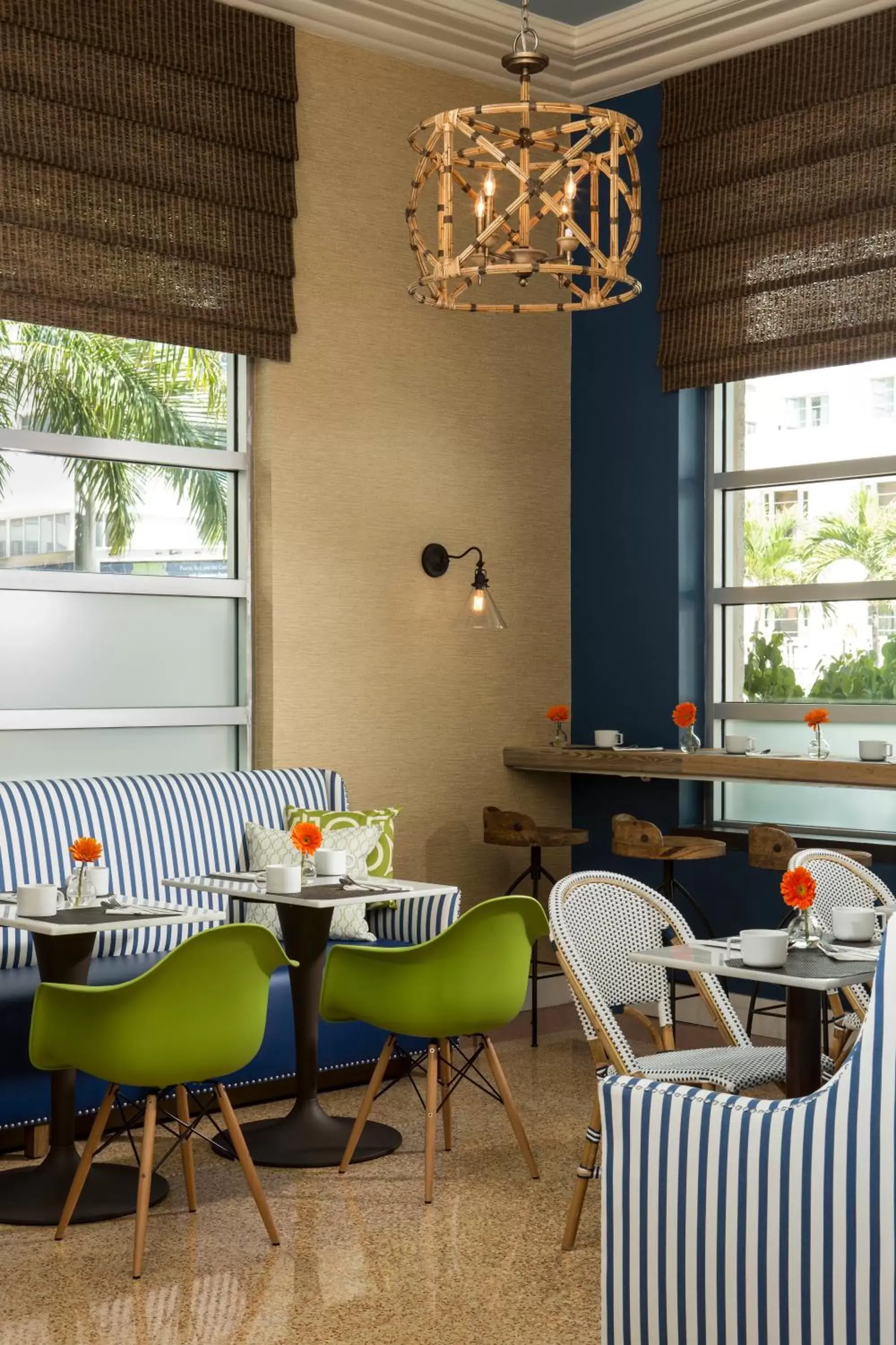 Restaurant/Places to Eat in Circa 39 Hotel Miami Beach