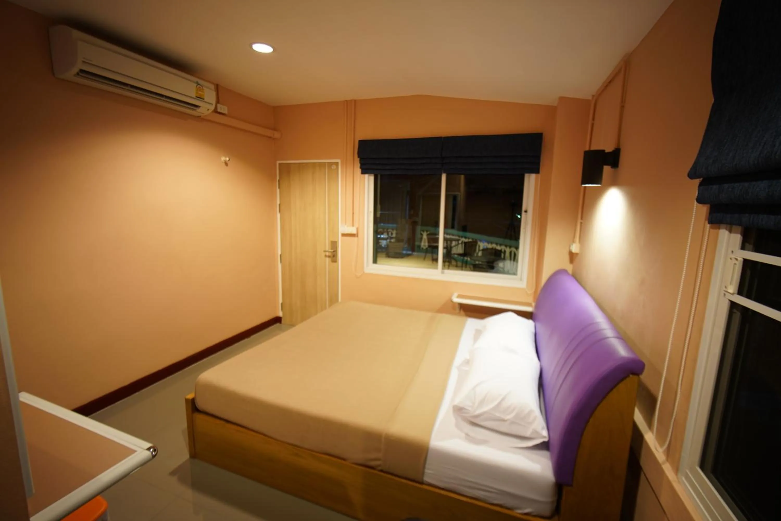 Photo of the whole room, Bed in Urban Hostel Bangkok