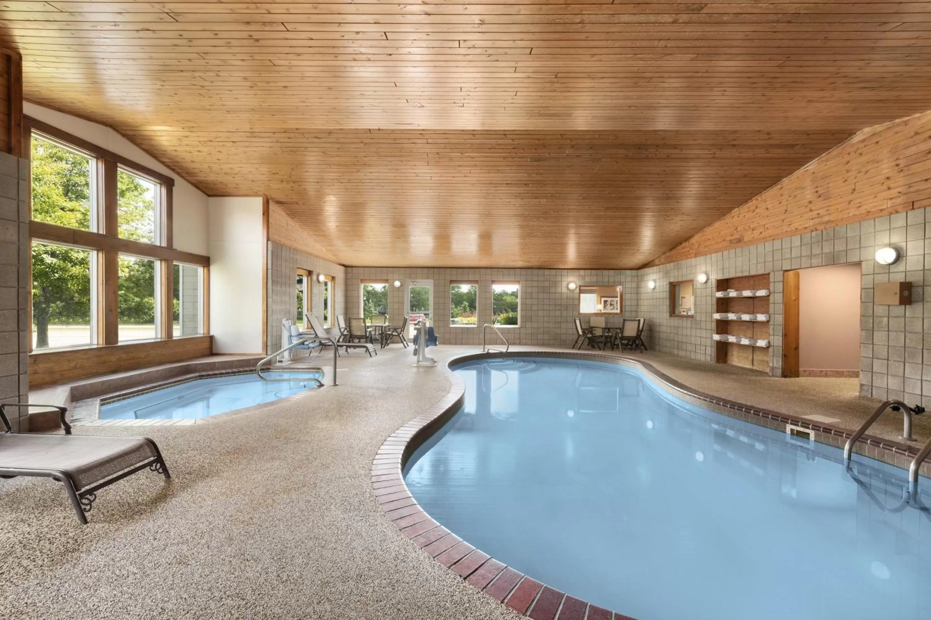 One-Bedroom Suite with Sofa Bed in Country Inn & Suites by Radisson, Northfield, MN