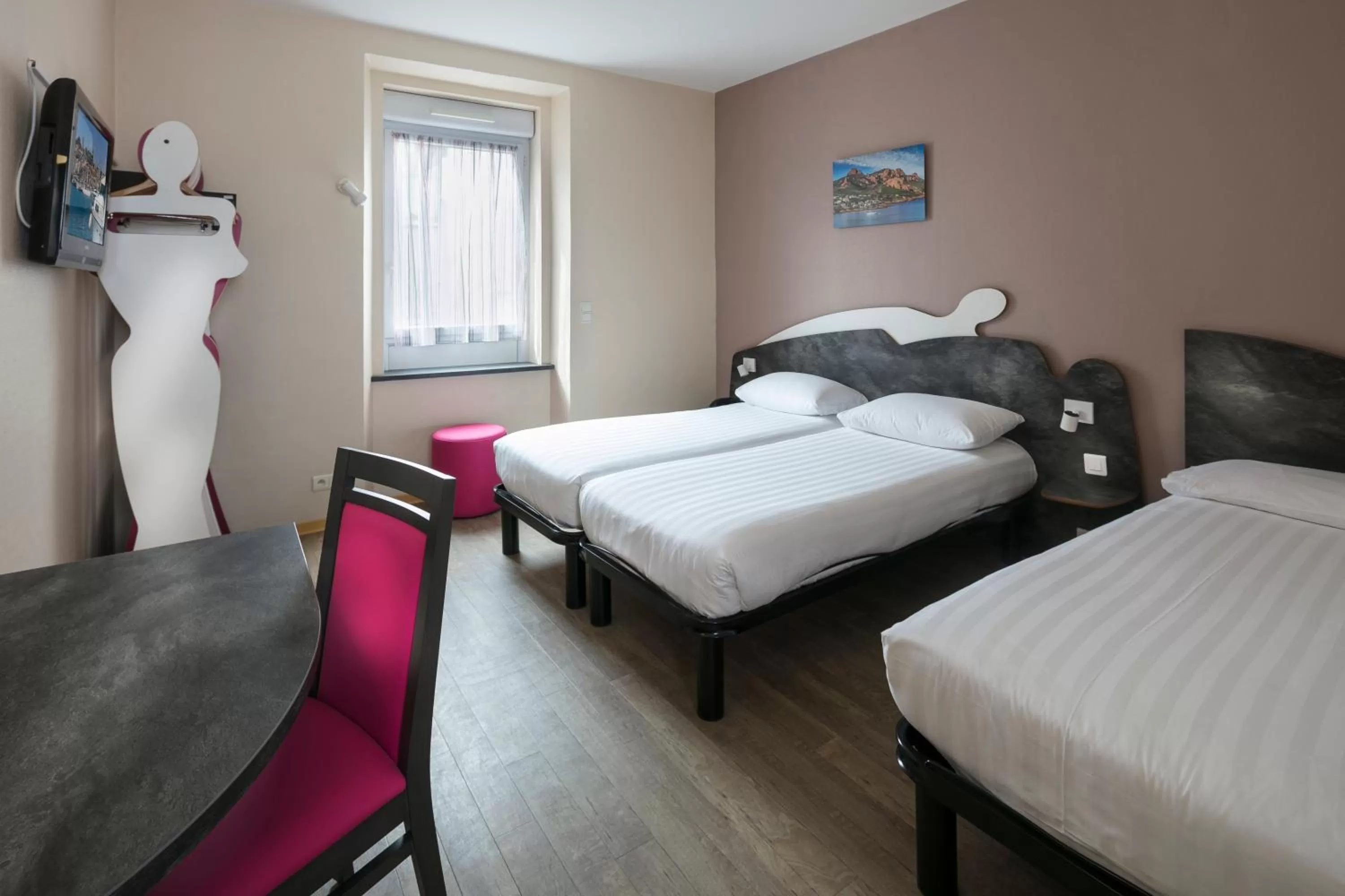 Bedroom, Bed in L'Esterel