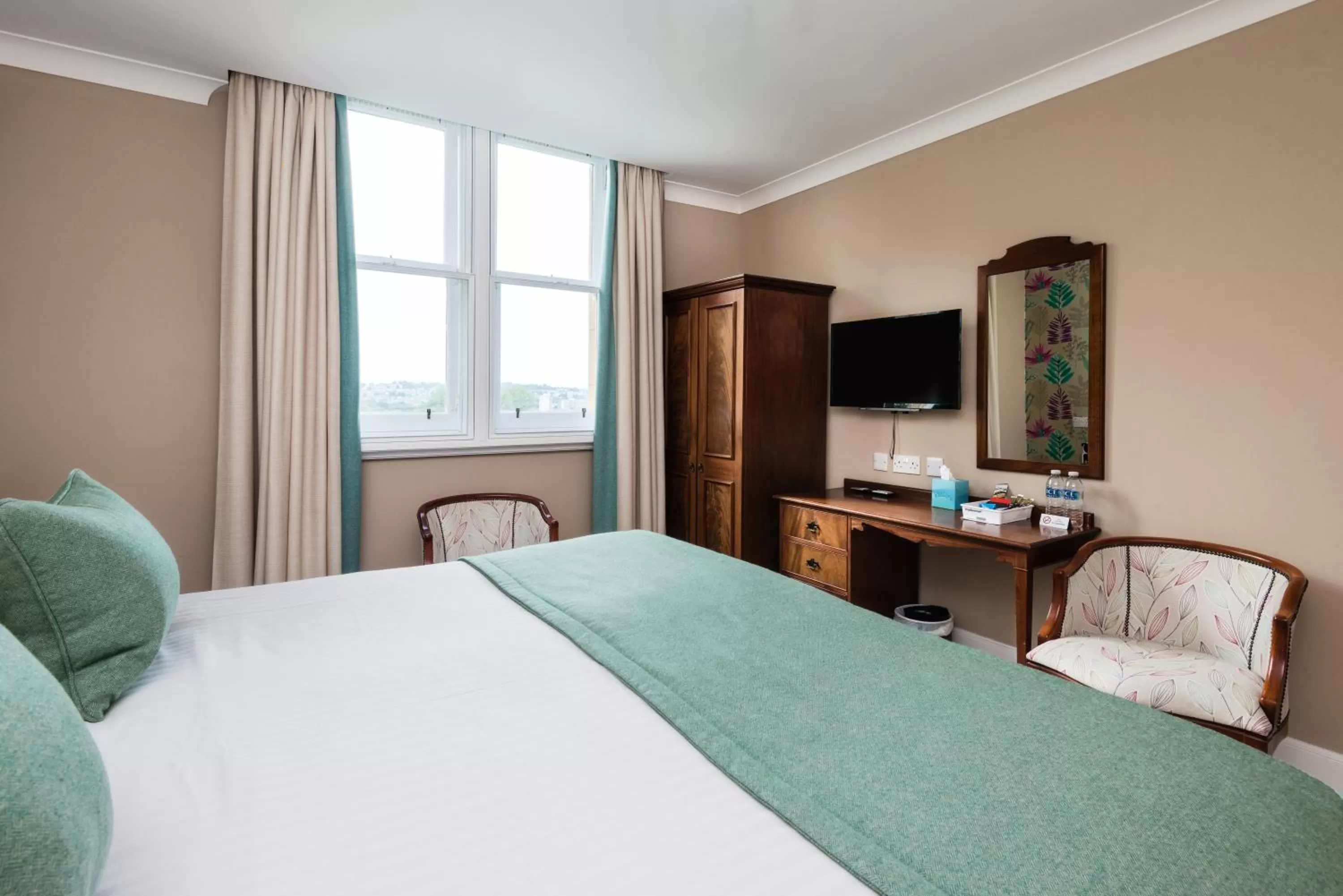 Bedroom, Bed in Sunbank House Metro Hotel