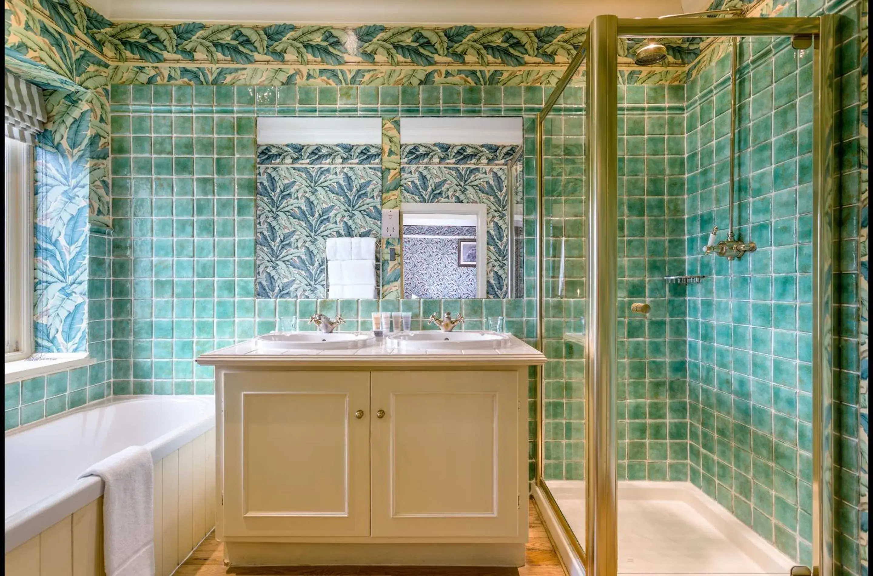 Bath, Bathroom in OYO Orestone Manor