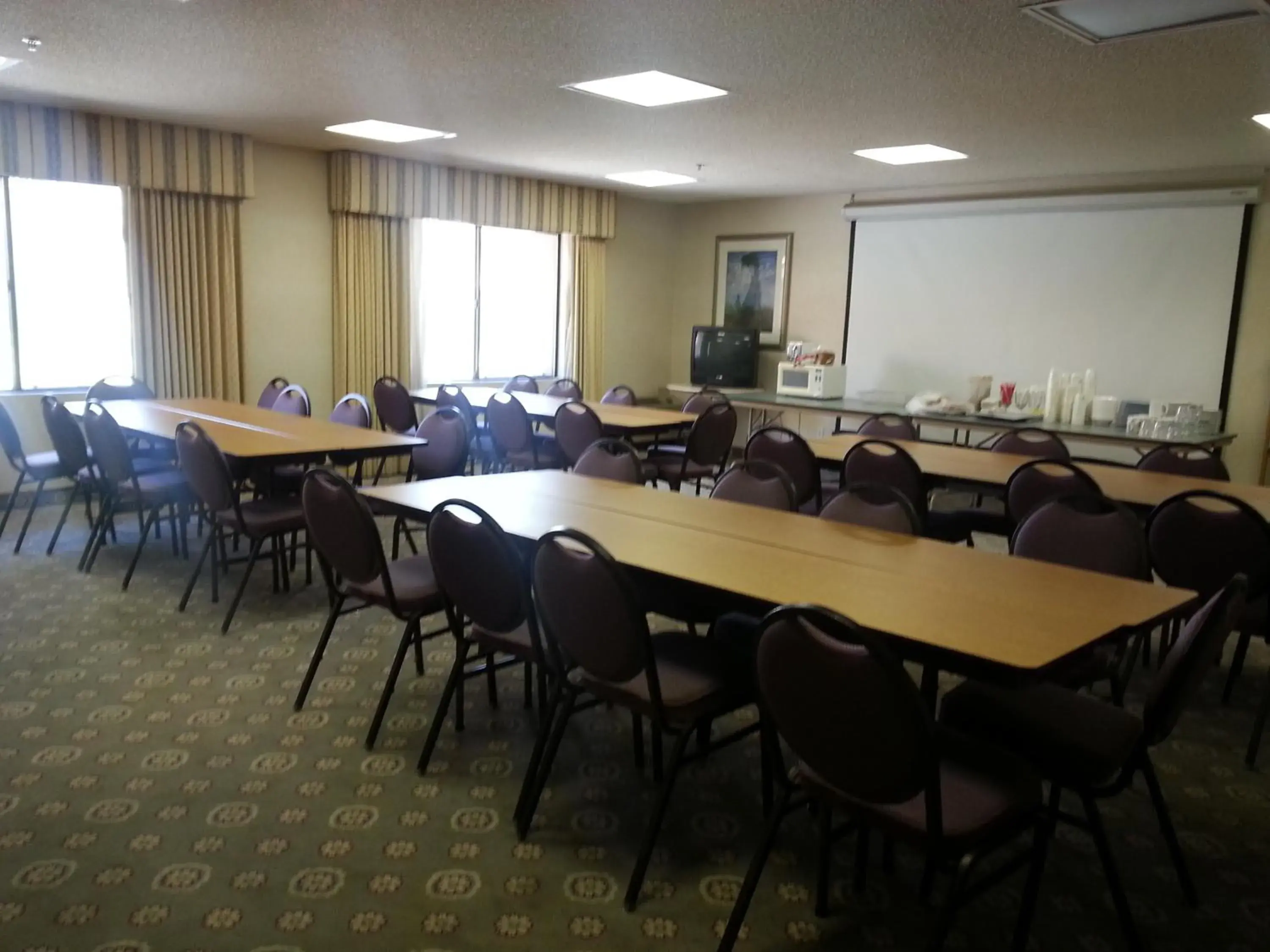 Banquet/Function facilities in Motel 6 Anaheim Hills, CA
