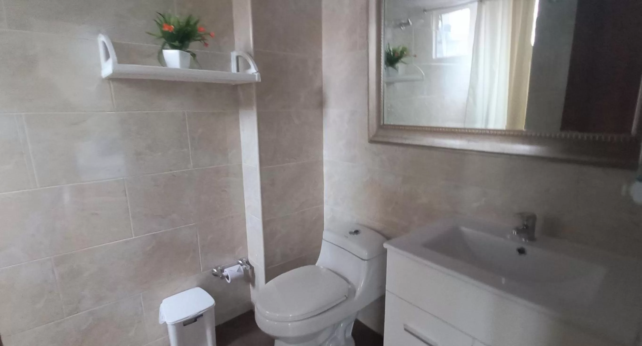 Bathroom in Hotel Bogota - Fontana Di Trevi by On Holidays