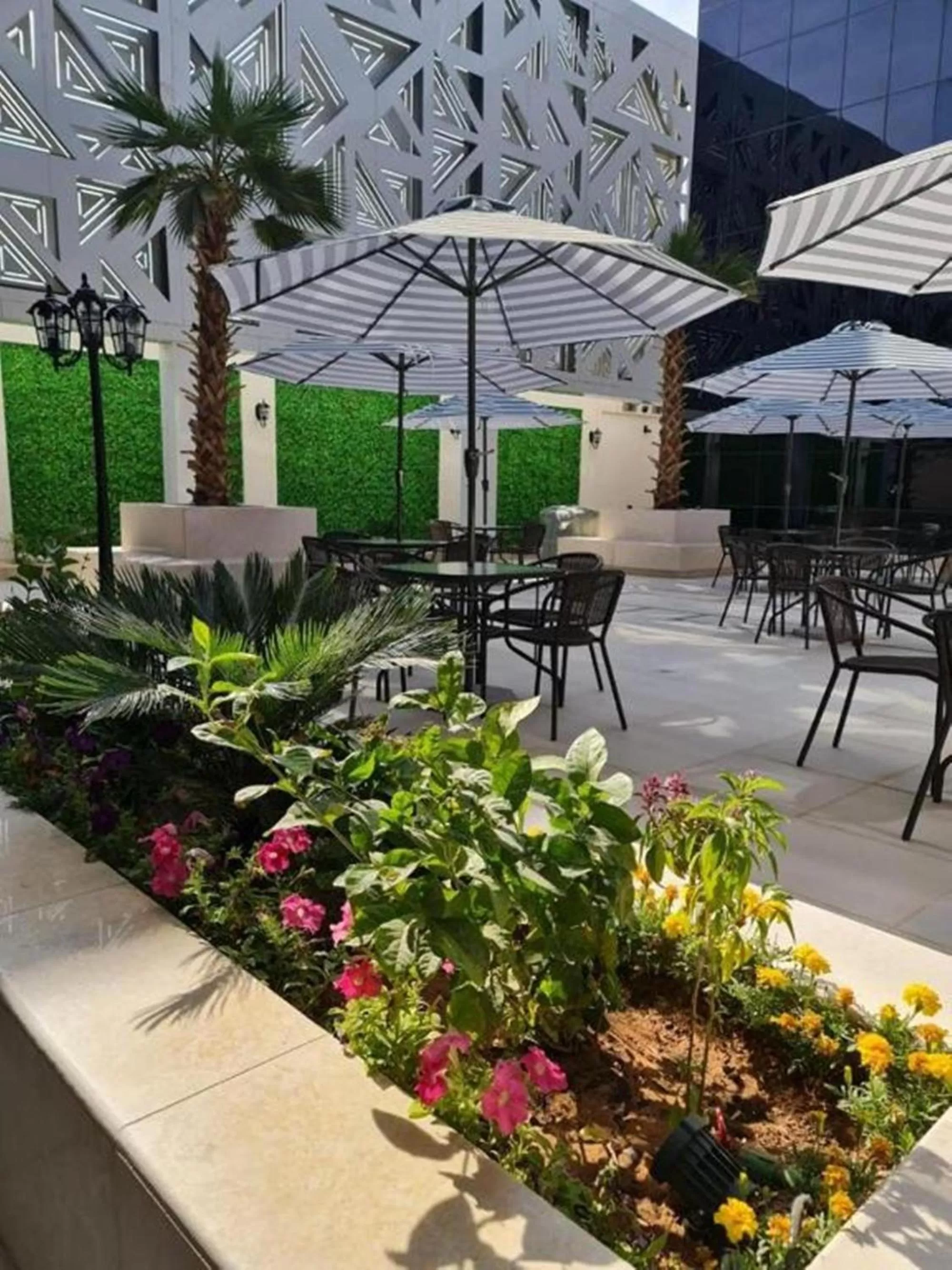 Garden in Sarwat Park Hotel Riyadh - Diplomatic Quarter