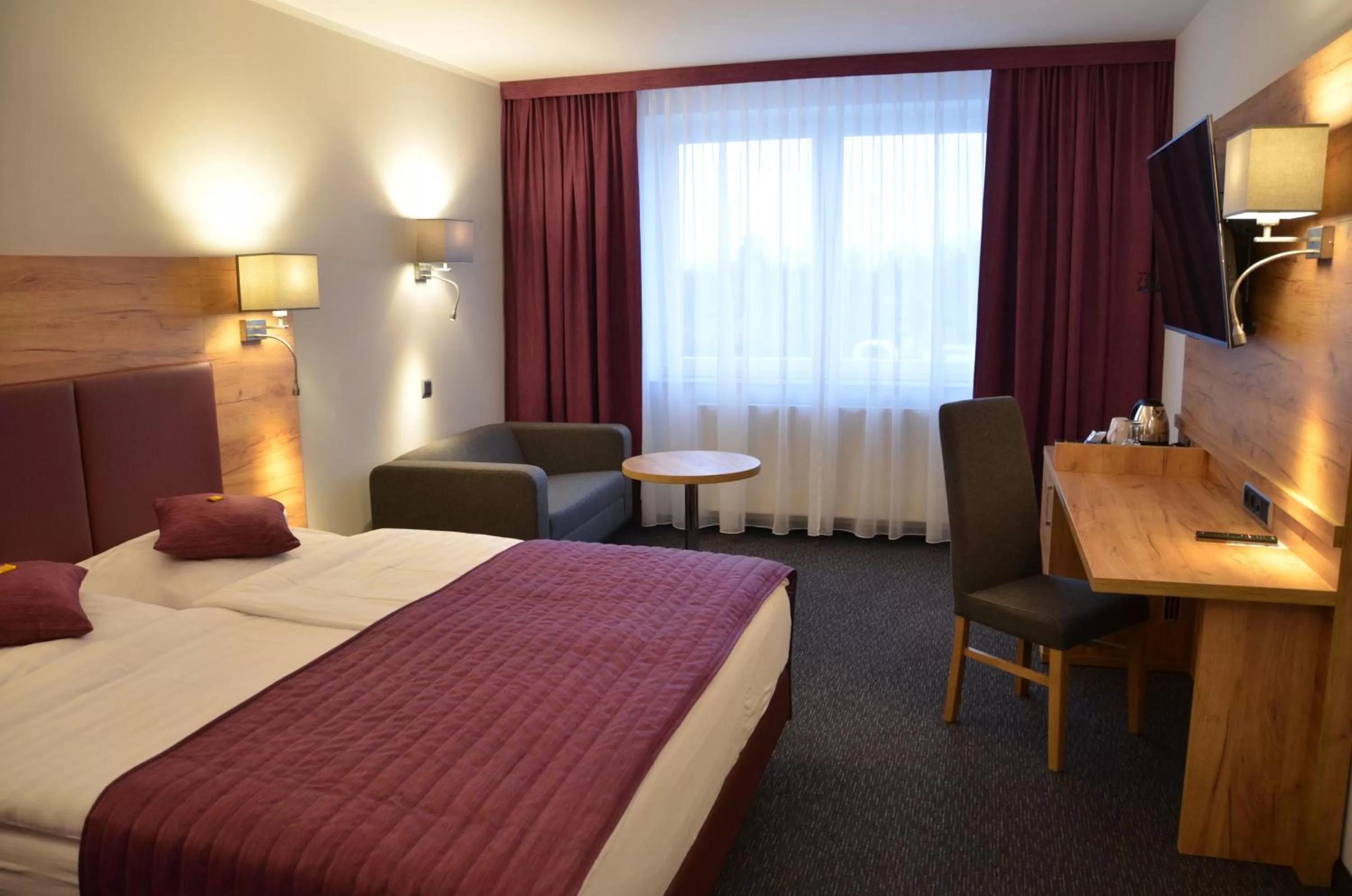 Photo of the whole room, Bed in Hotel Touric