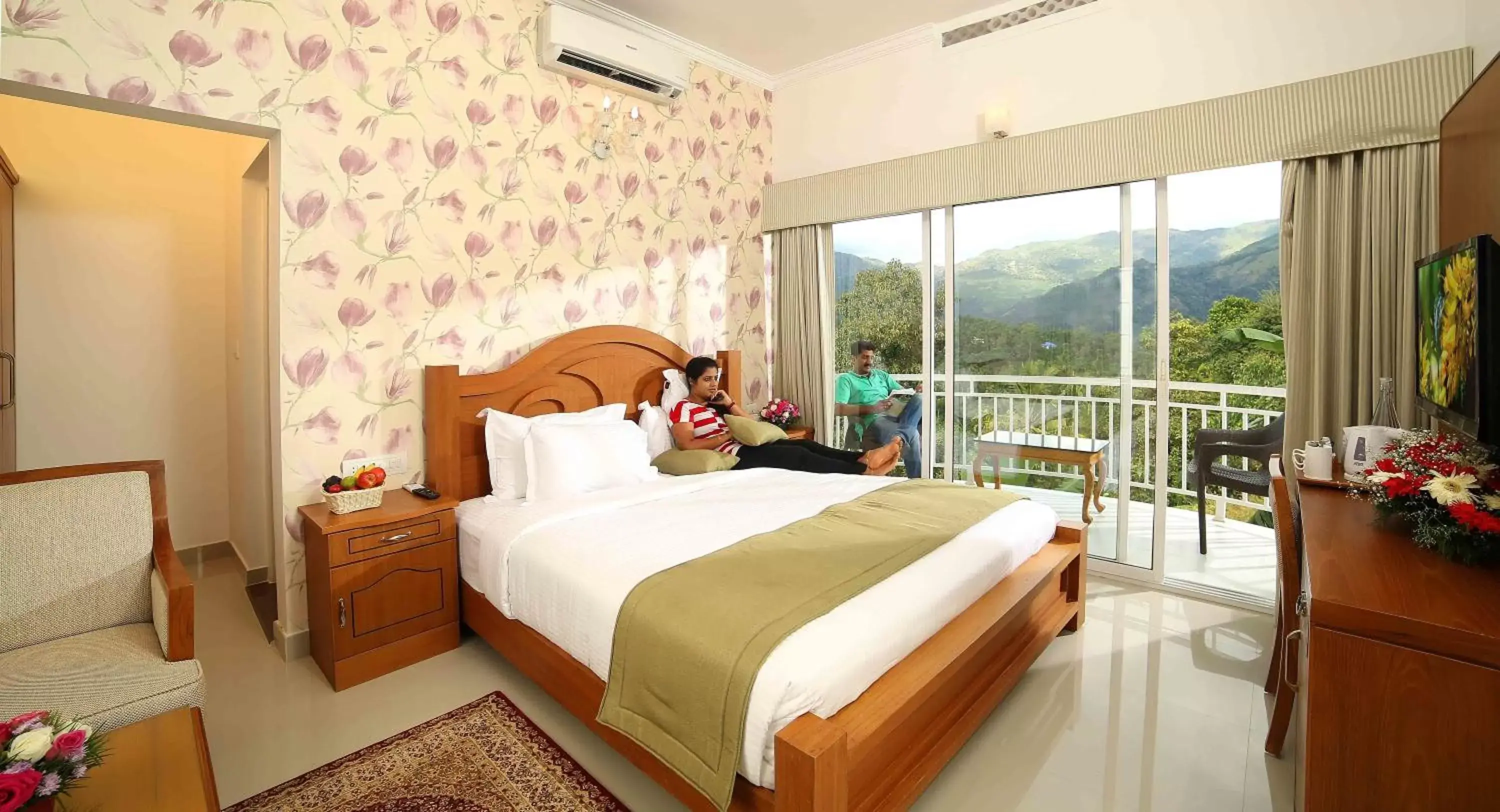 Bed in The Fog Munnar (Resort & Spa)