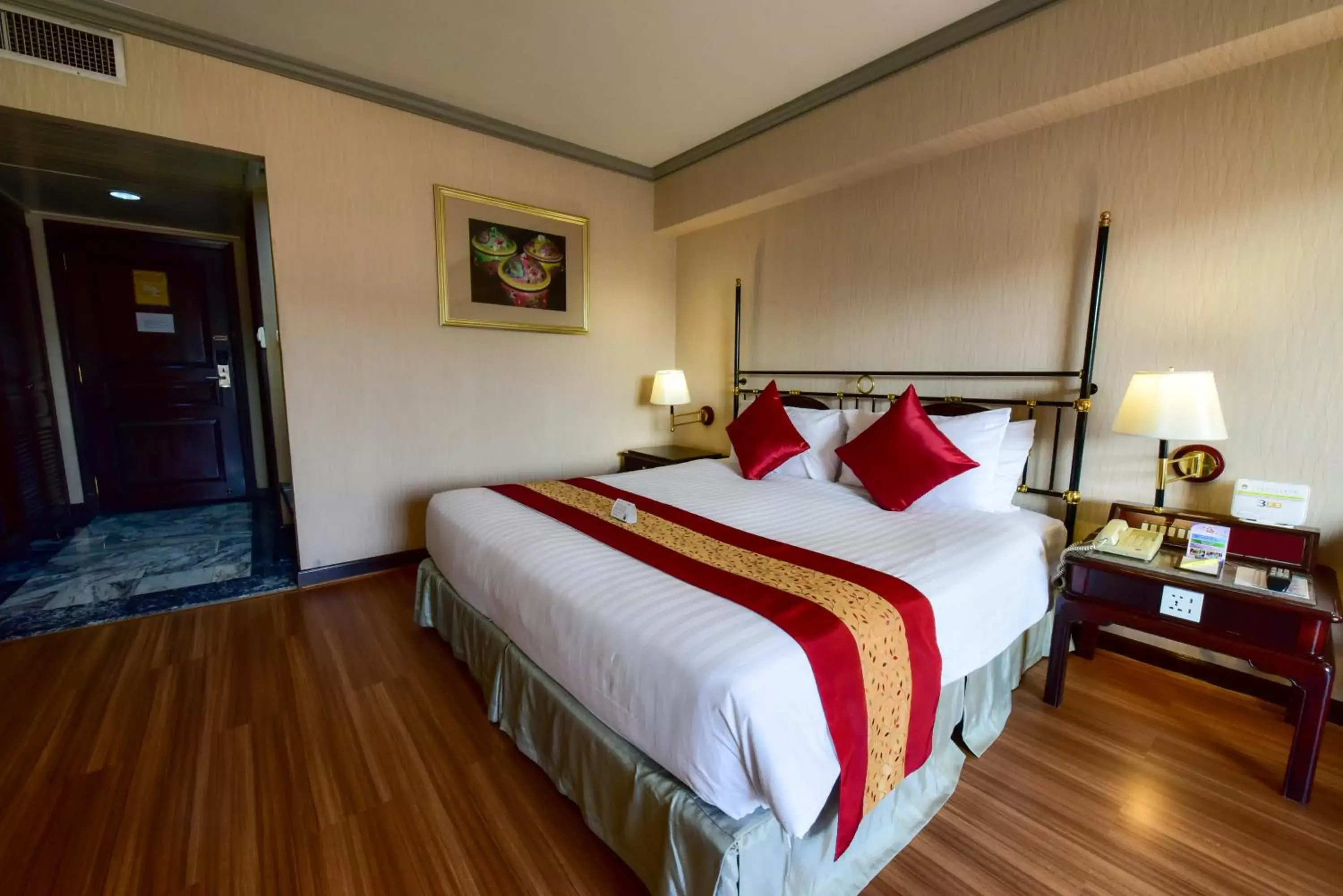 Bedroom, Bed in Patong Resort Hotel - SHA Extra Plus