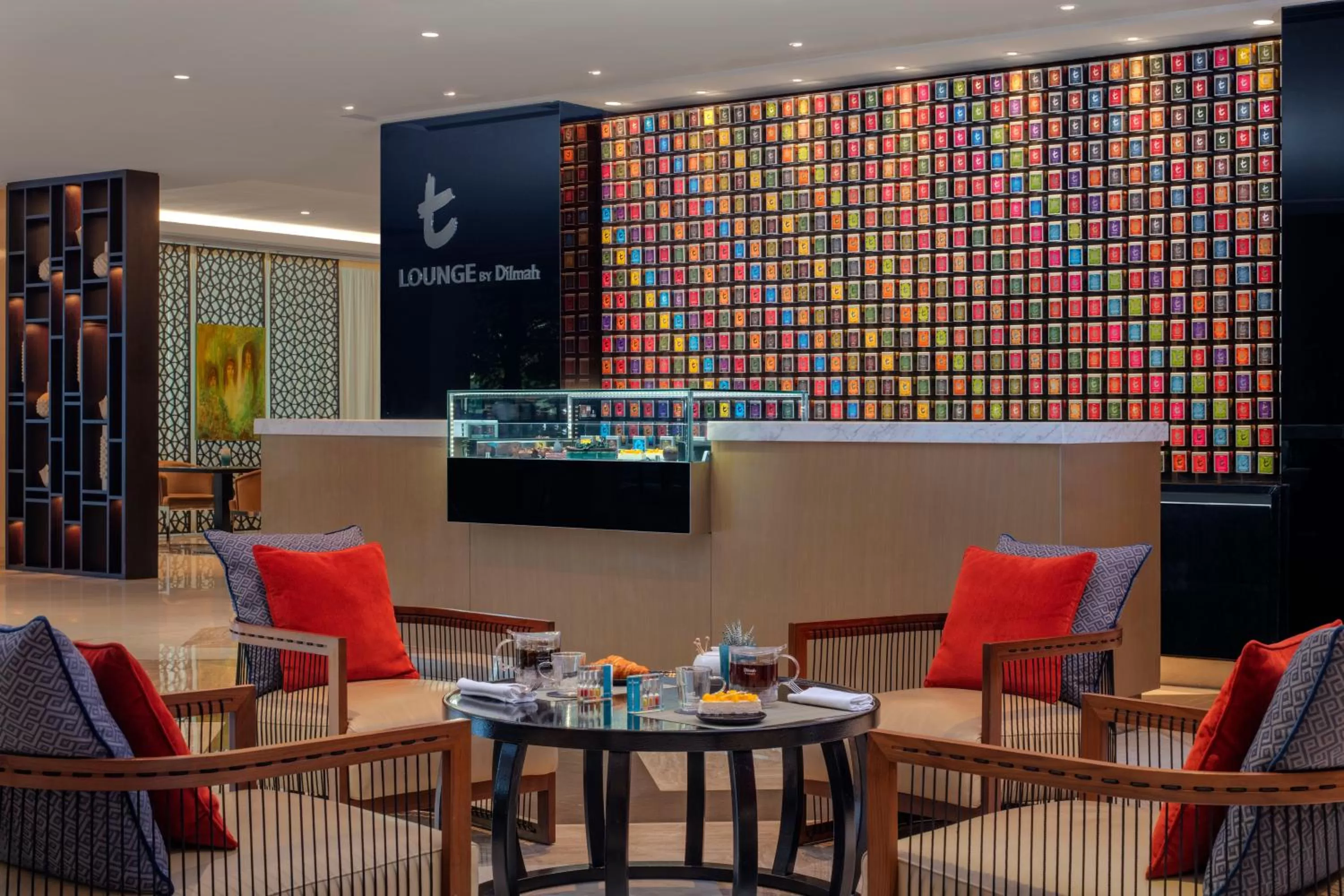 Restaurant/places to eat in Pullman Dubai Creek City Centre