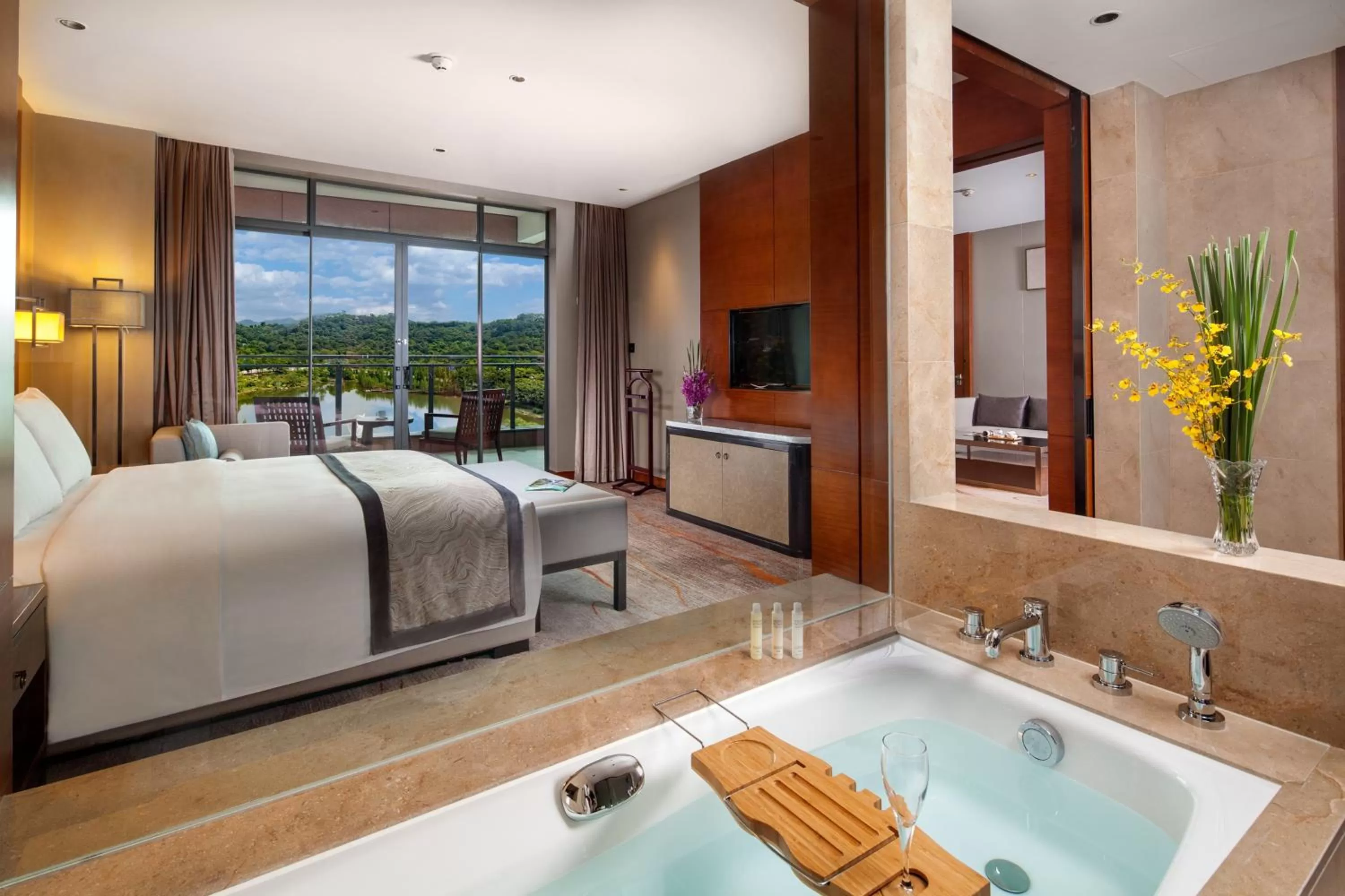 Bedroom, Bed in DoubleTree by Hilton Guangzhou Science City-Free Shuttle Bus Service During Canton Fair Period