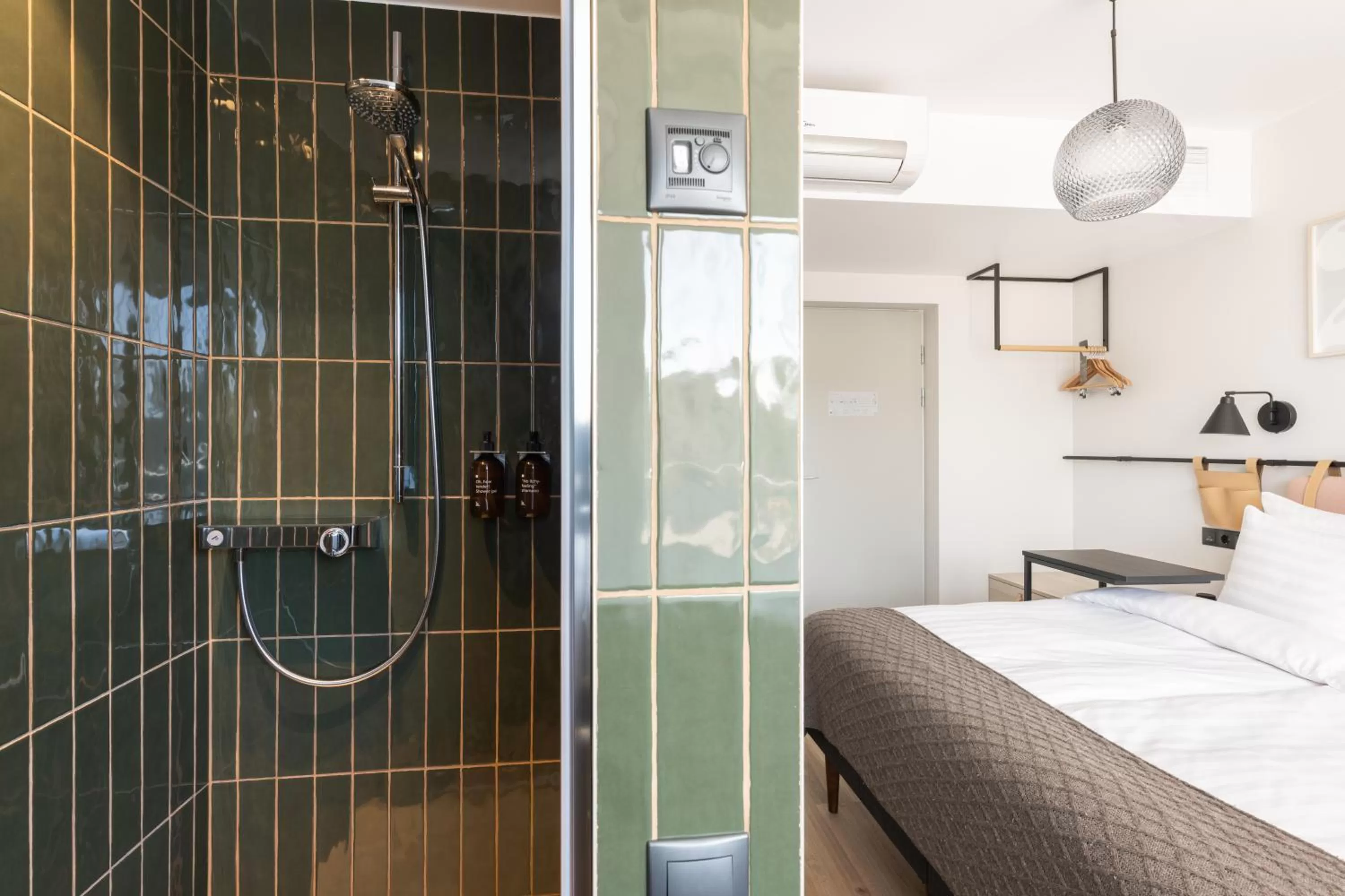 Shower in Oru Hub Hotel Tallinn - Handwritten Collection