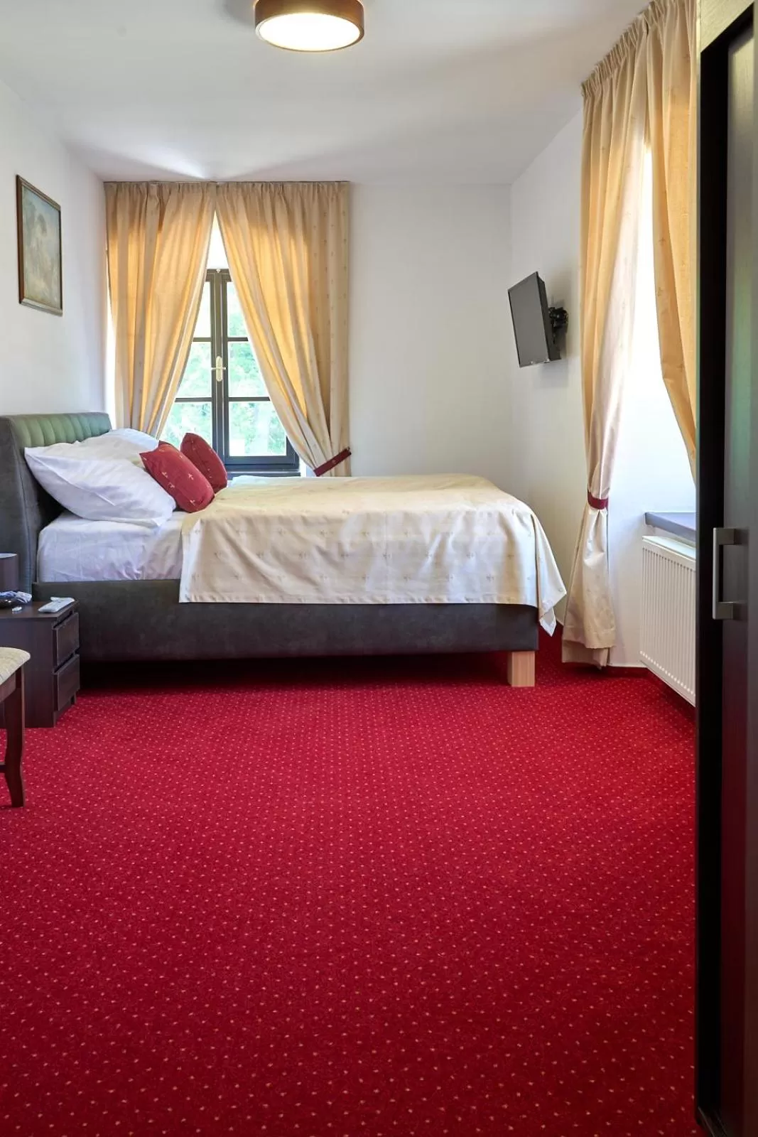 Bed in Vila Lovců králových