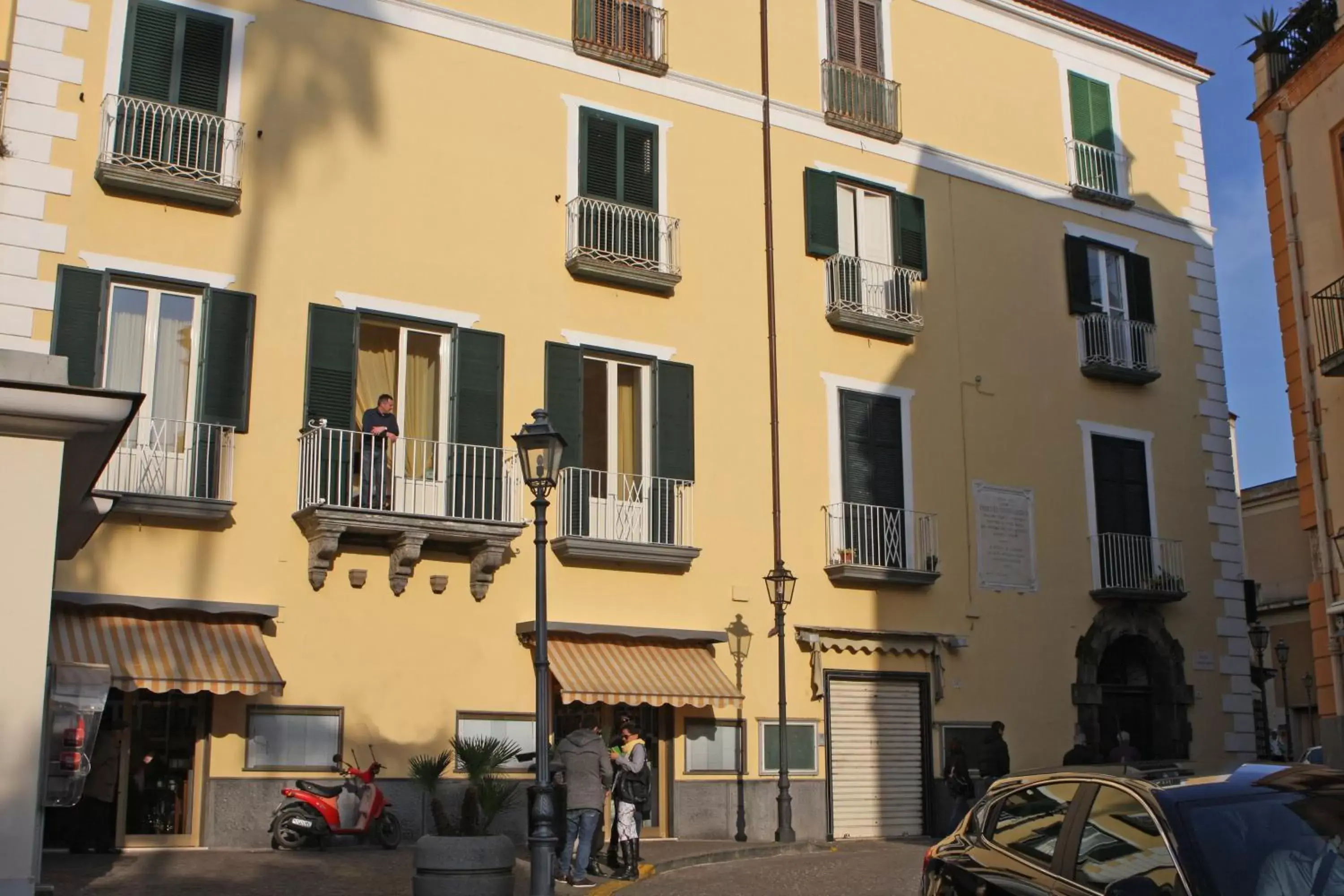 Facade/entrance, Property Building in Divina House B&B