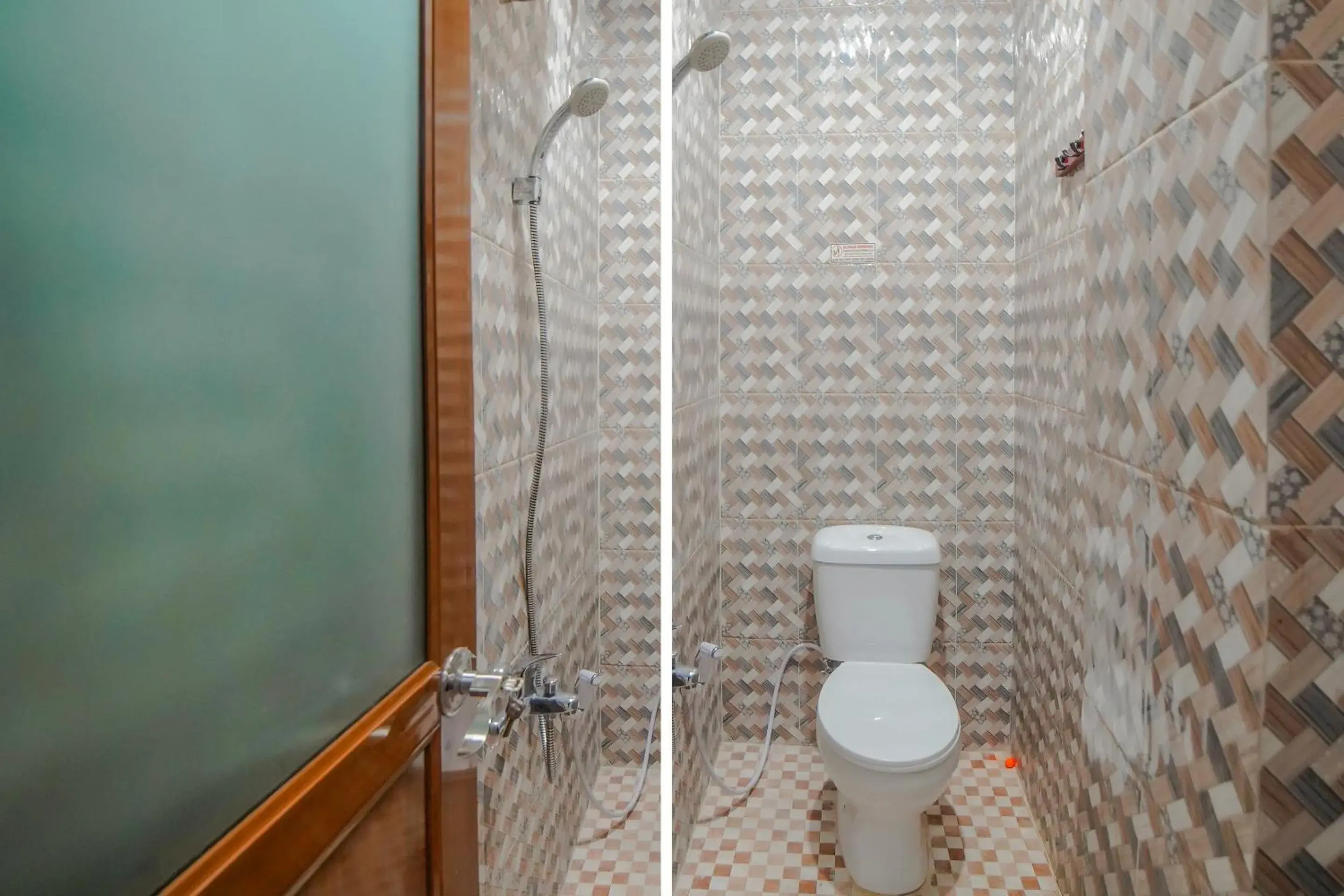 Bathroom in SUPER OYO 90457 Anara Residence & Guest House