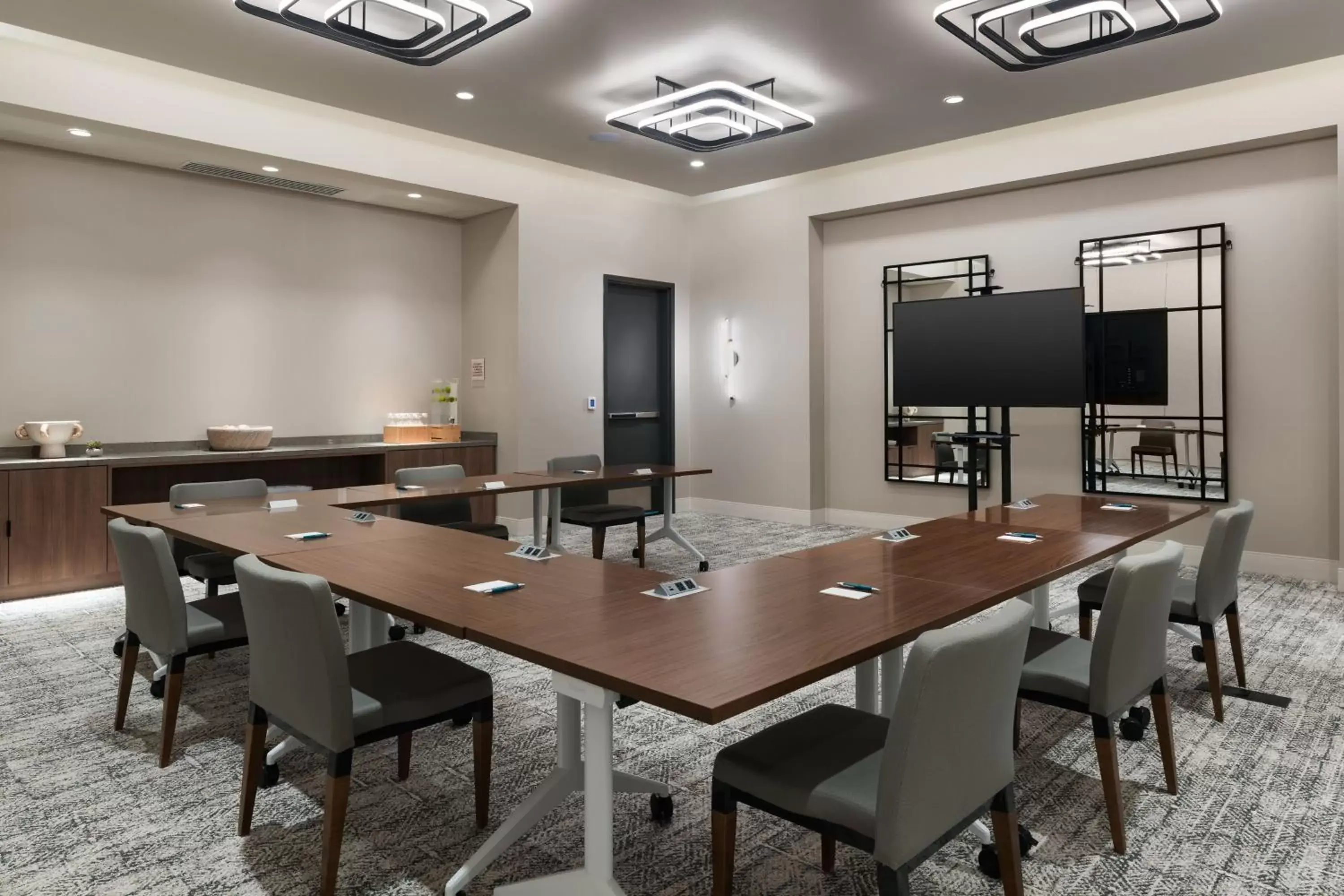 Meeting/conference room in Element Reno Experience District