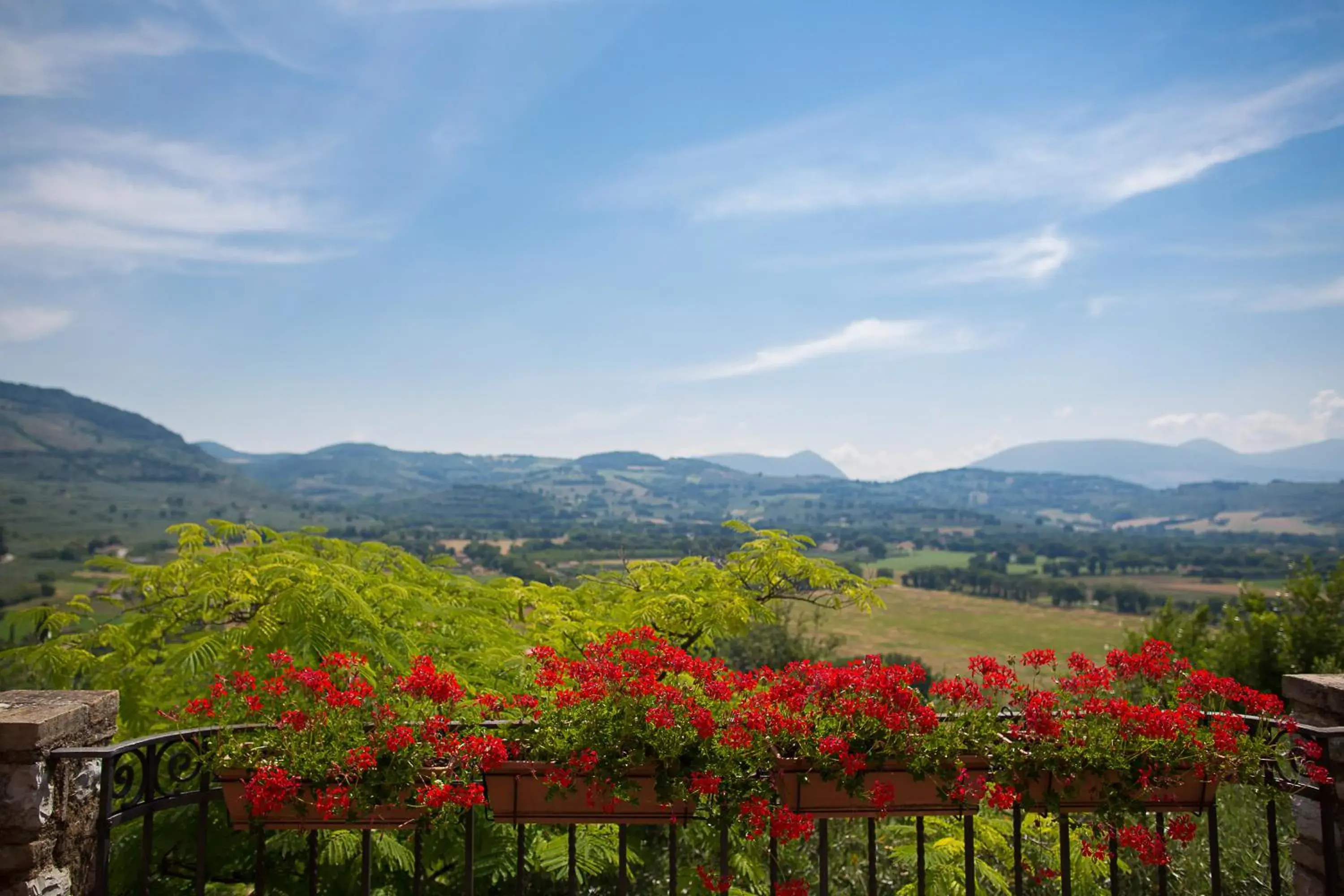 Day, Mountain View in La Bastiglia