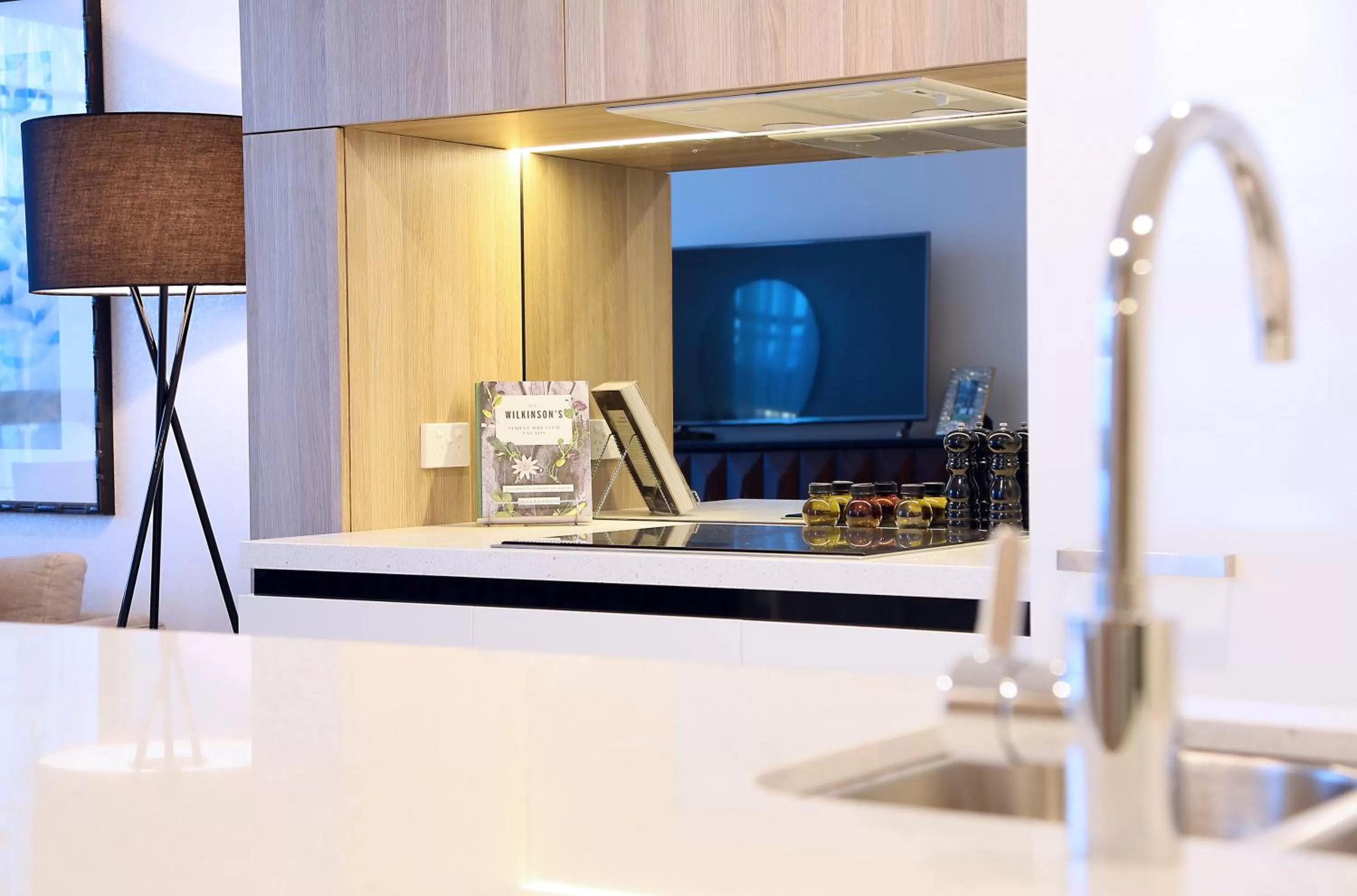 Kitchen or kitchenette in Alex Perry Hotel & Apartments