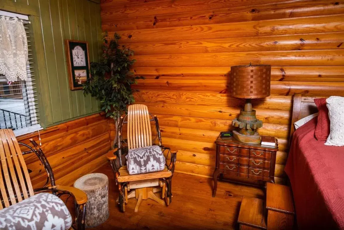 View (from property/room), Seating Area in Mountain Aire Cottages & Inn