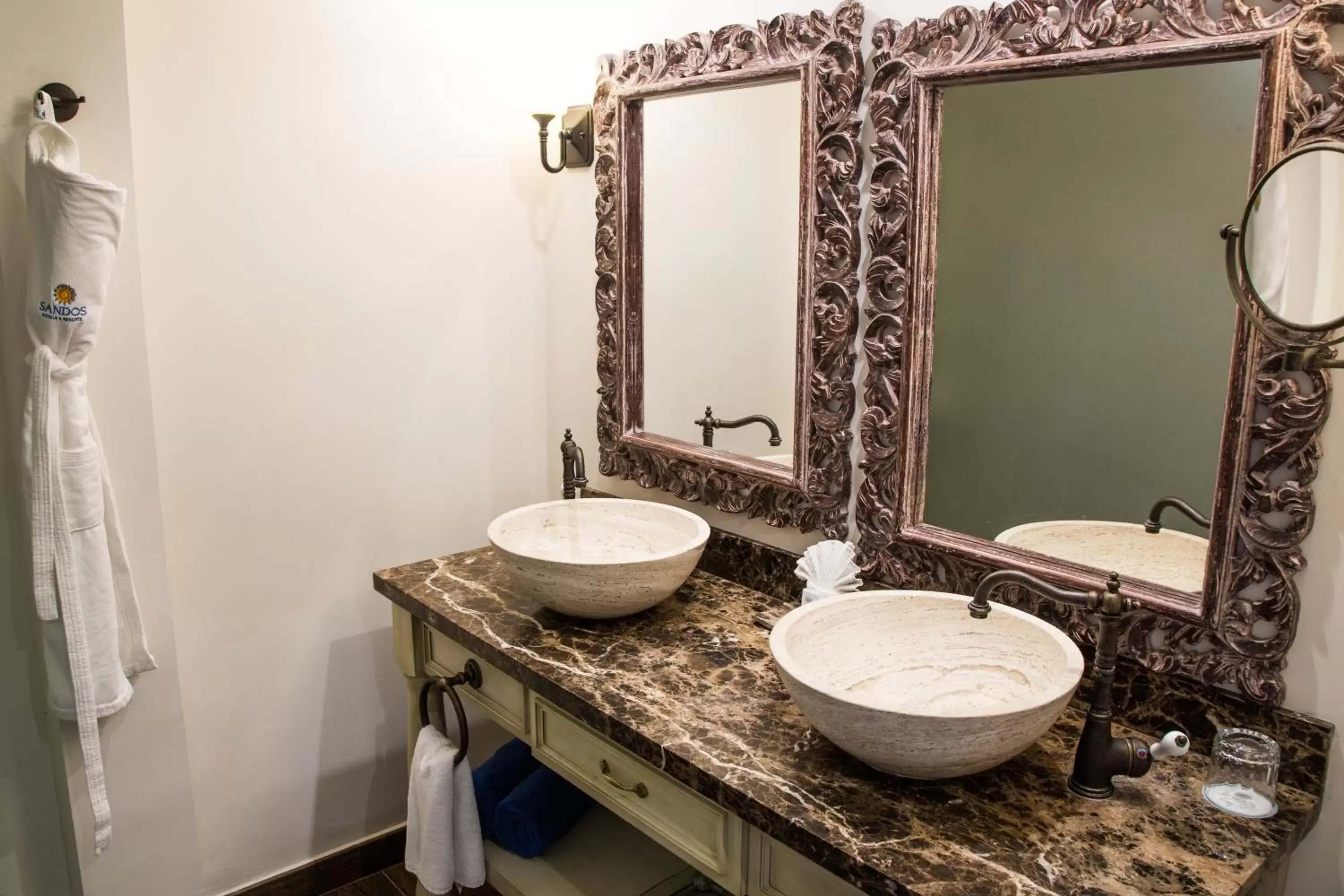 Bathroom in Sandos Finisterra All Inclusive
