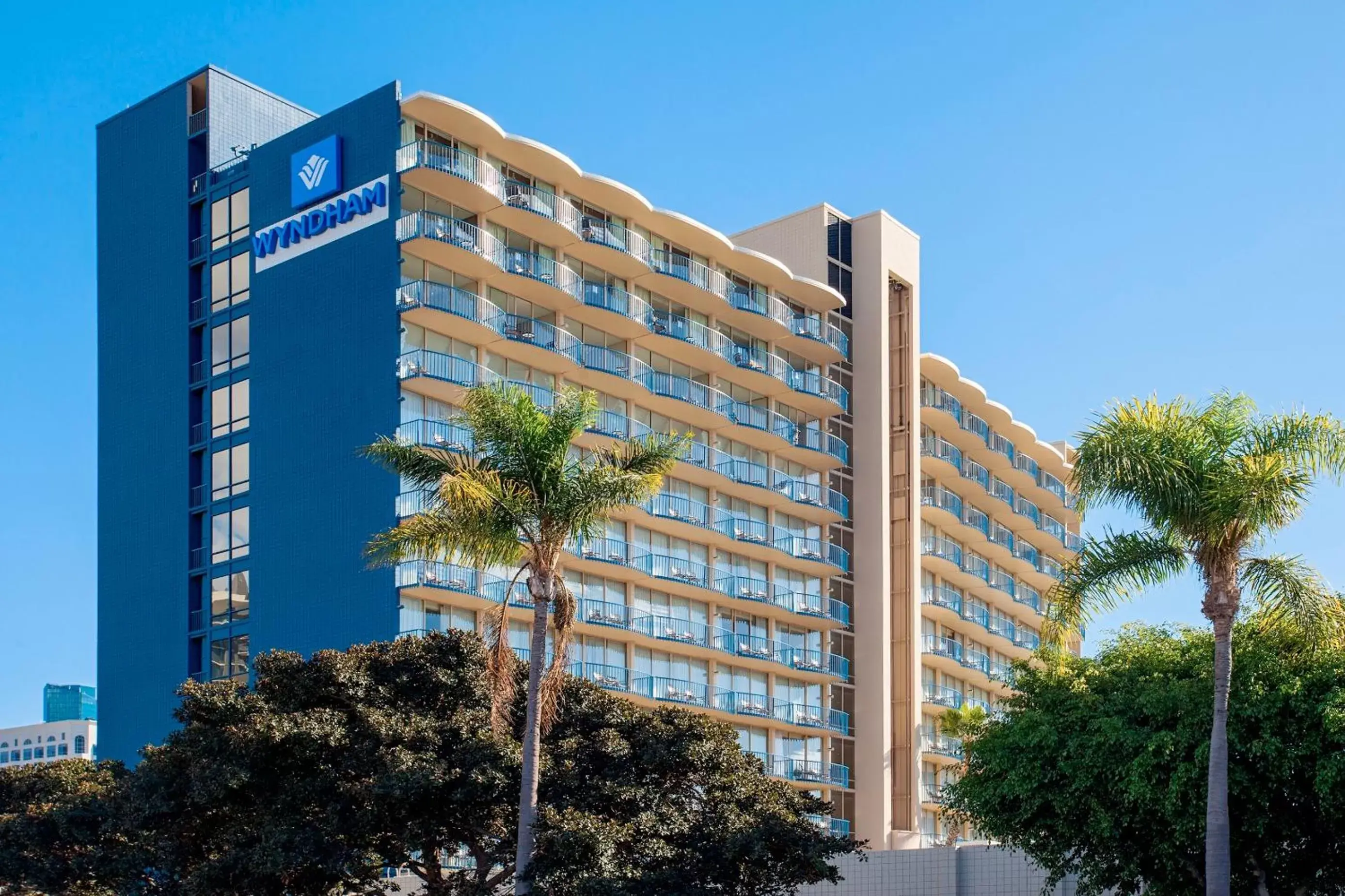 Facade/entrance in Wyndham San Diego Bayside Facade/entrance in Wyndham San Diego Bayside