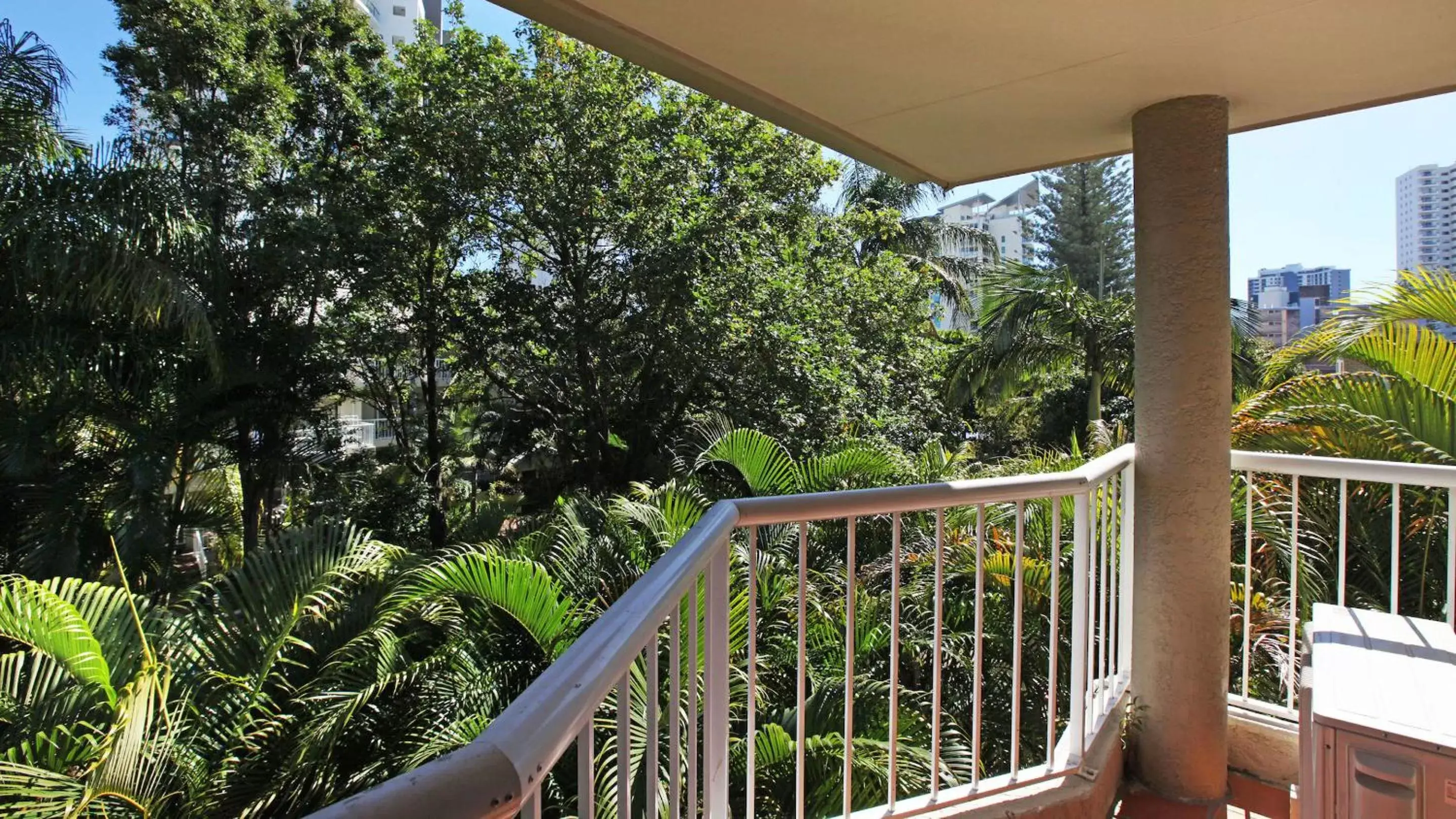 Balcony/Terrace in Mari Court Resort