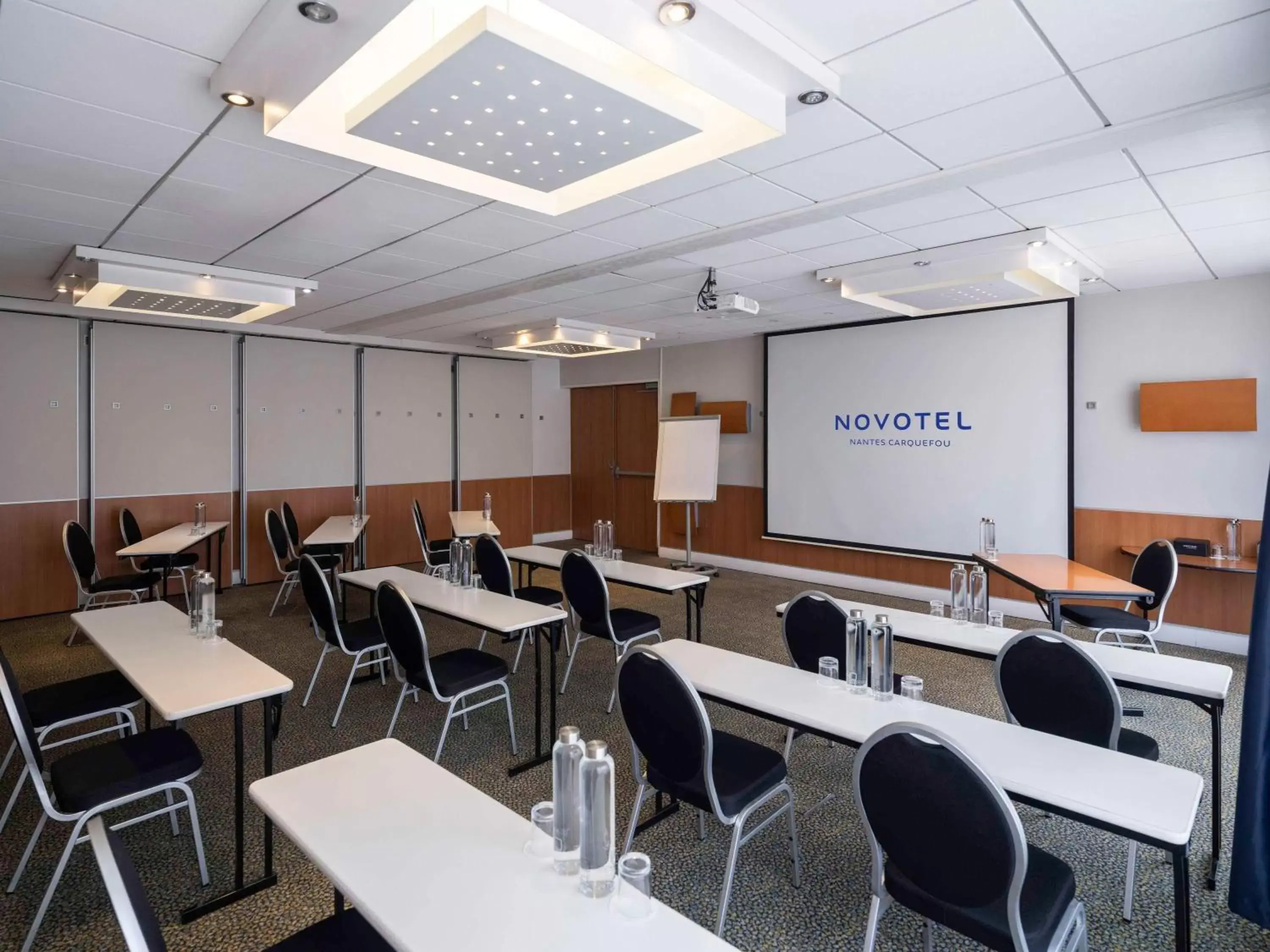 Meeting/conference room in Novotel Nantes Carquefou