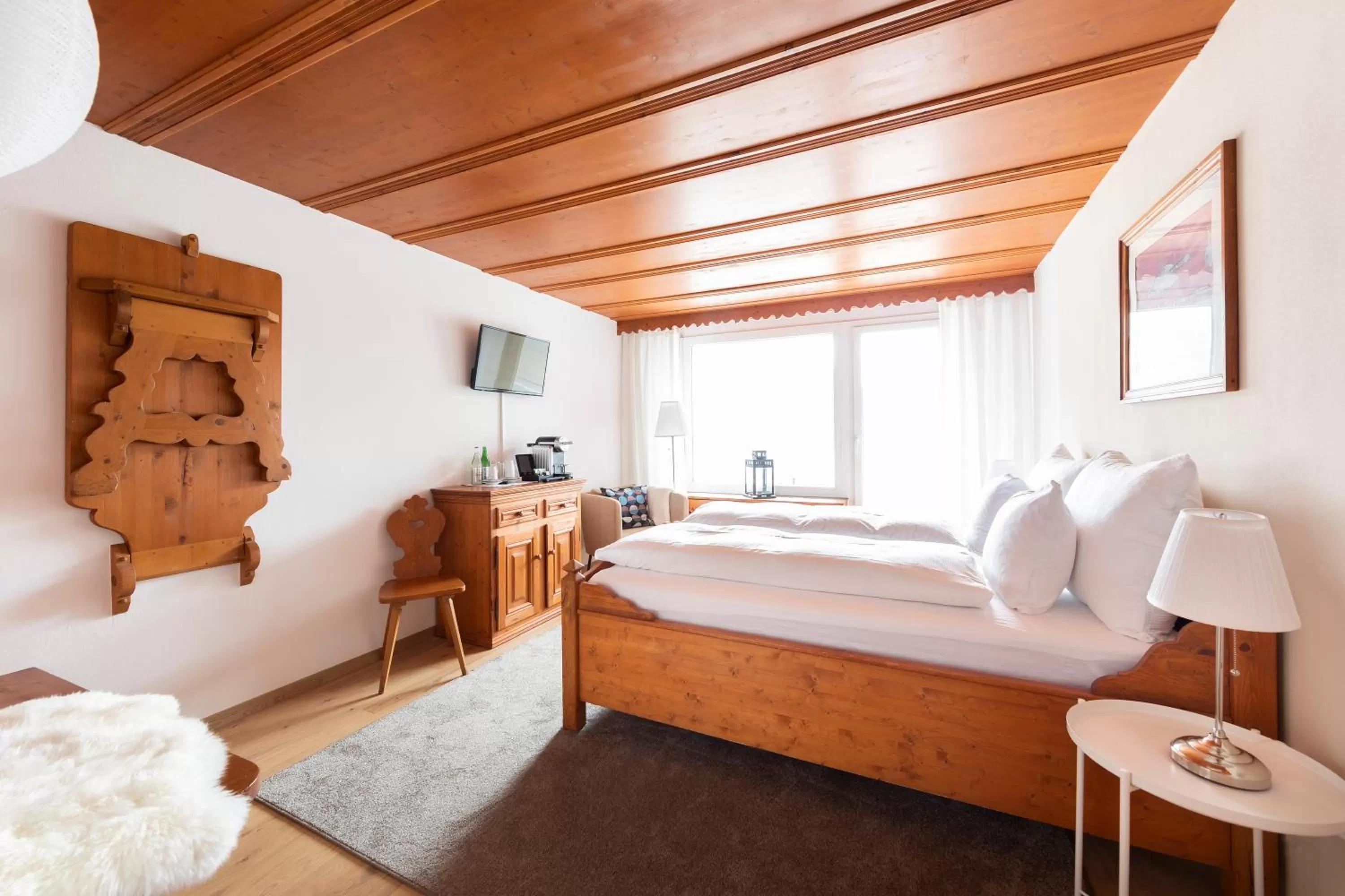 Seating area, Bed in Eden Hotel und Restaurant