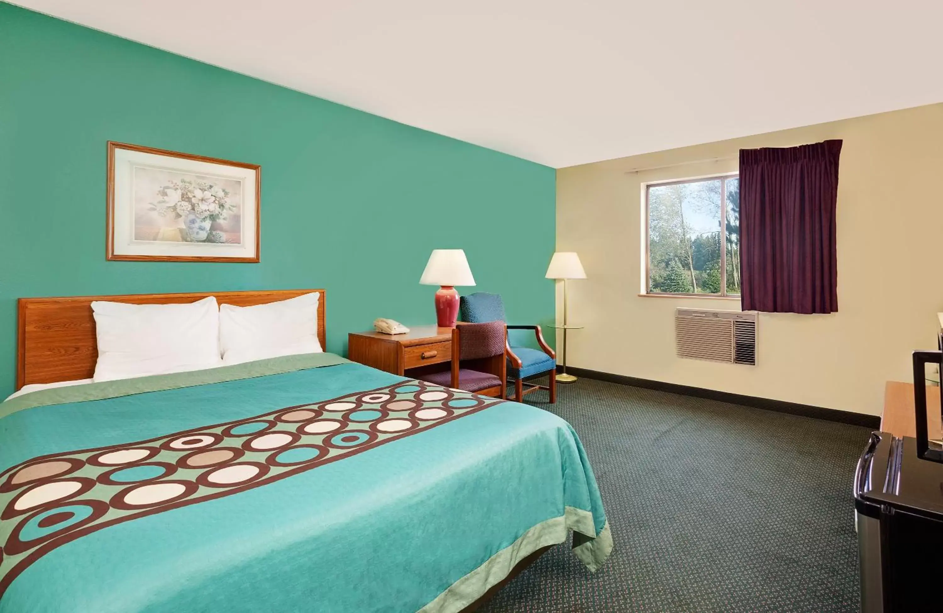 Bedroom, Bed in Super 8 by Wyndham Carlisle-South