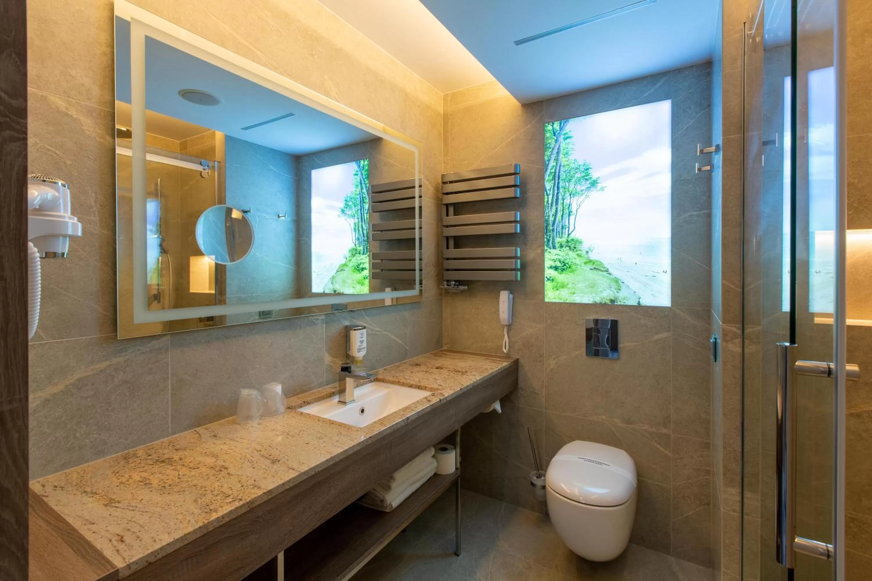 Bathroom in Hotel Unitral SPA w Mielnie