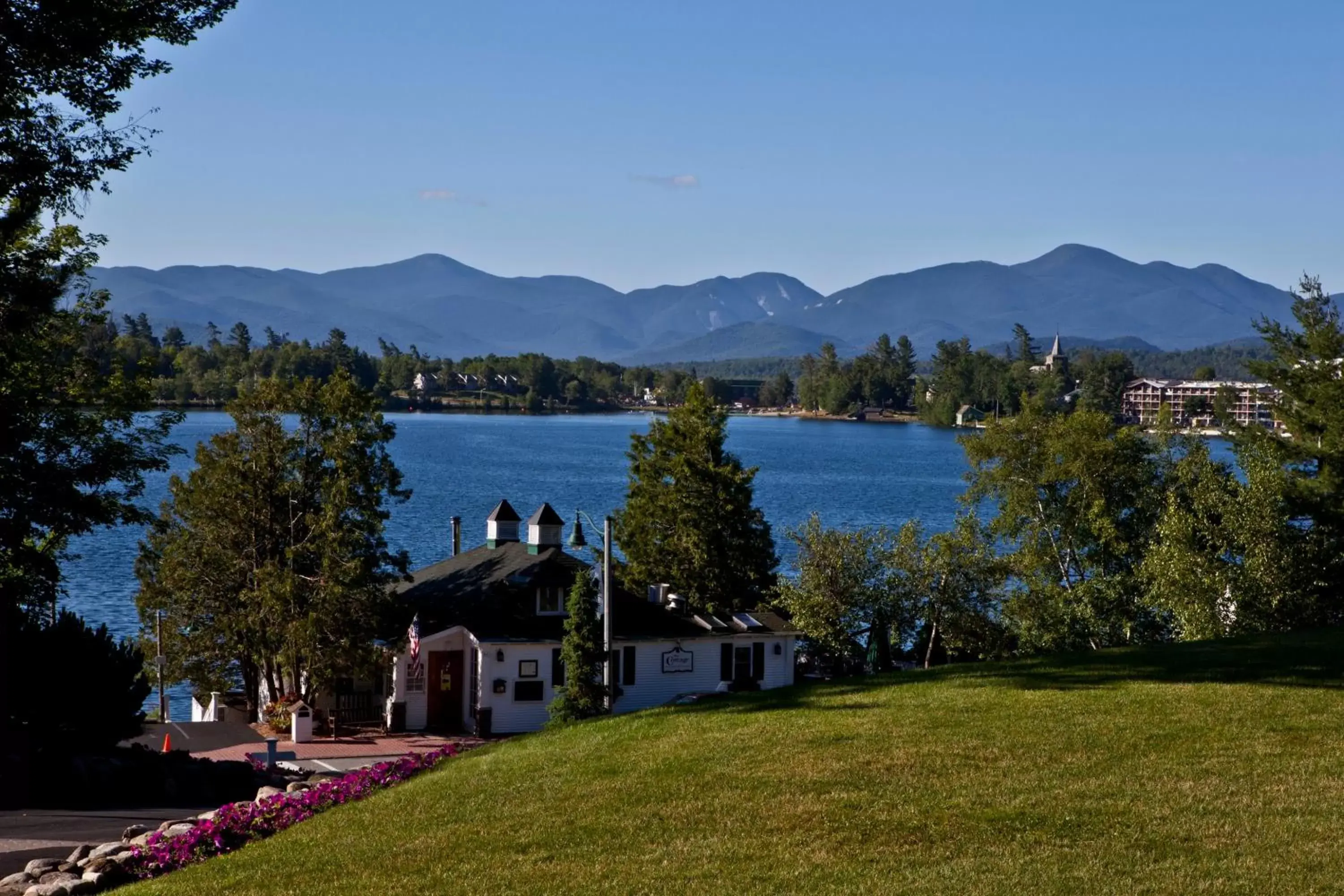 Spring in Mirror Lake Inn Resort and Spa