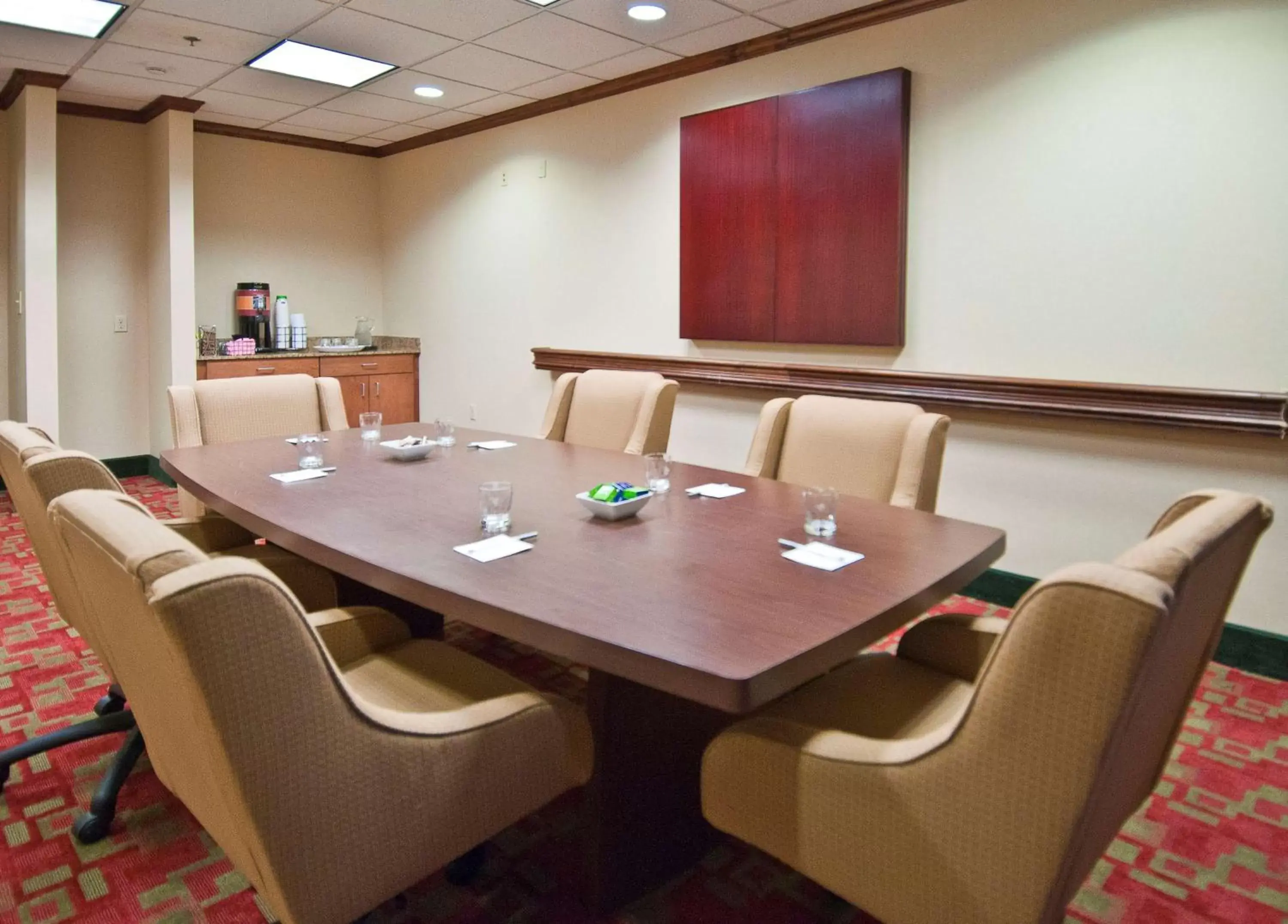 Meeting/conference room in Hampton Inn Canton