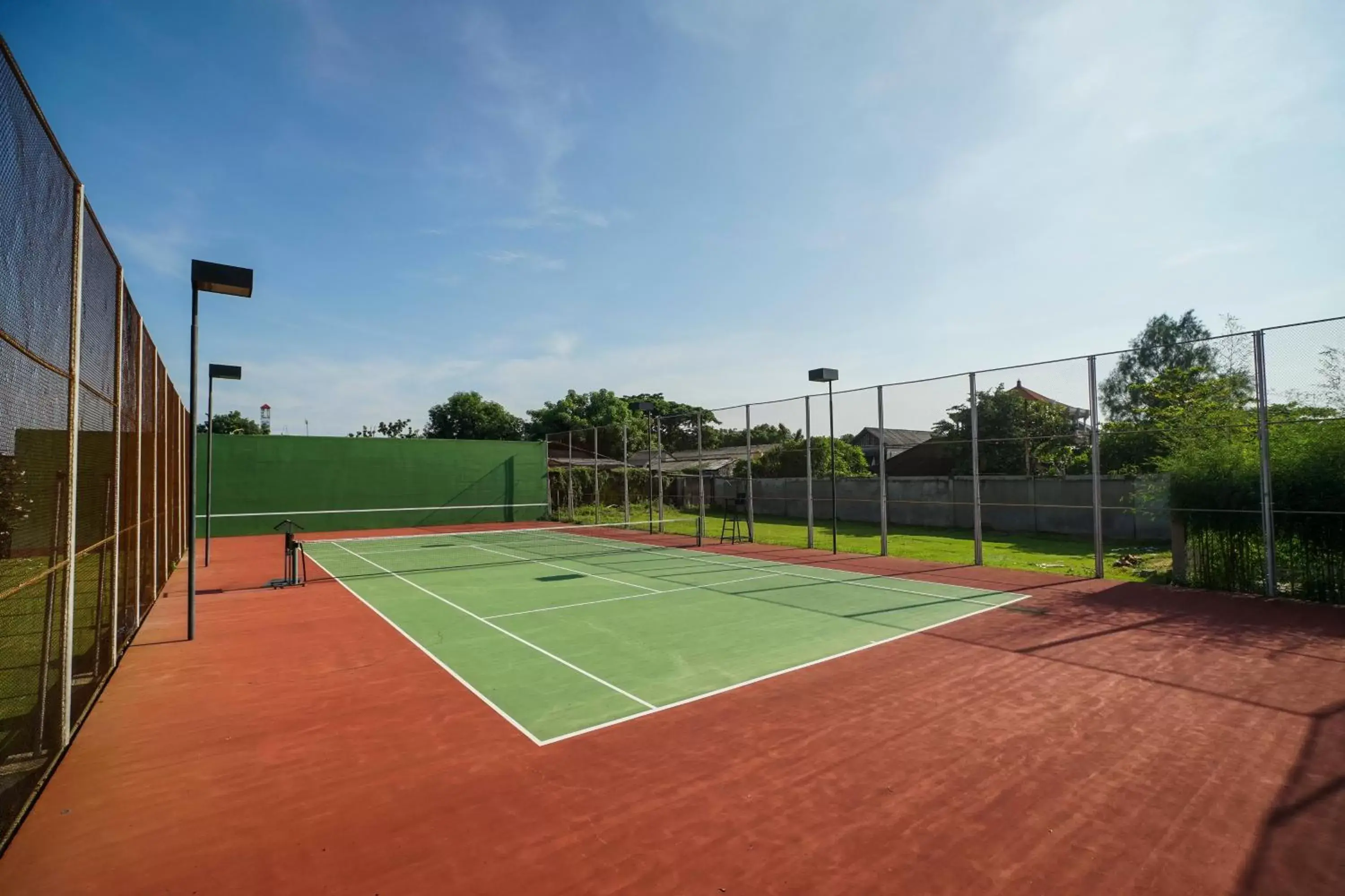 Activities, Tennis/Squash in The Samata by LifestyleRetreats