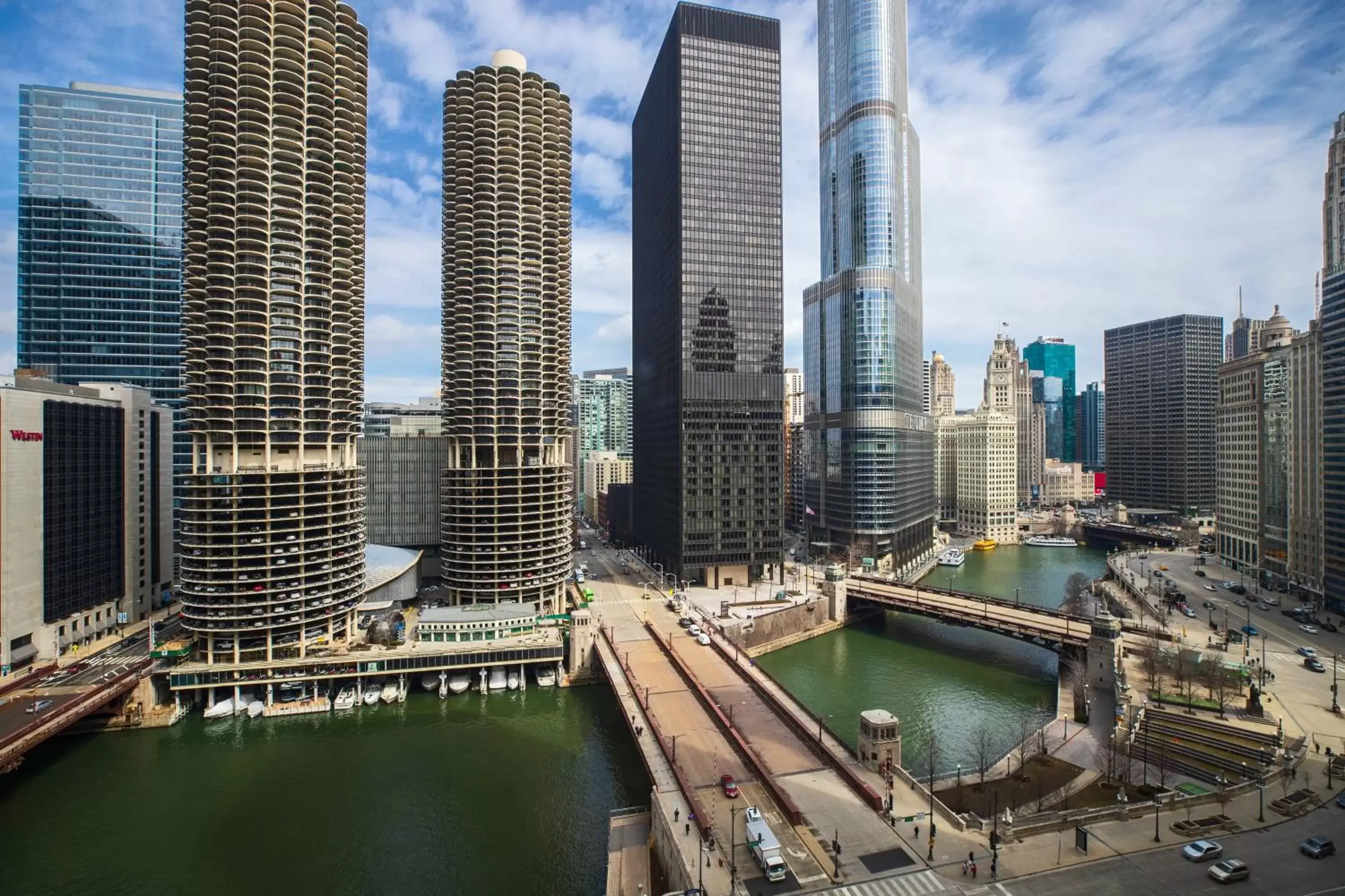 Photo of the whole room in Renaissance Chicago Downtown Hotel