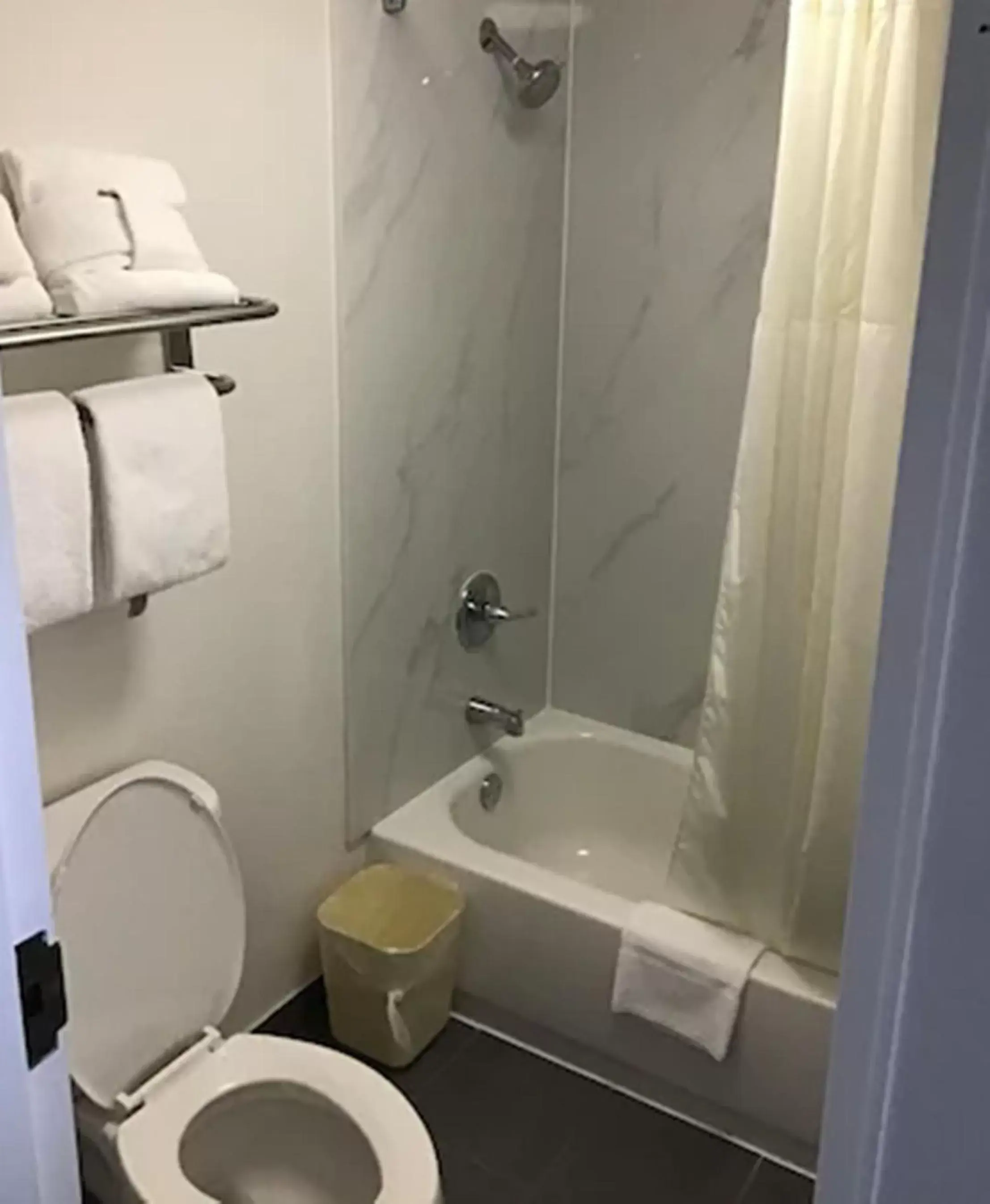 Bathroom in Quality Inn Christiansburg - Blacksburg
