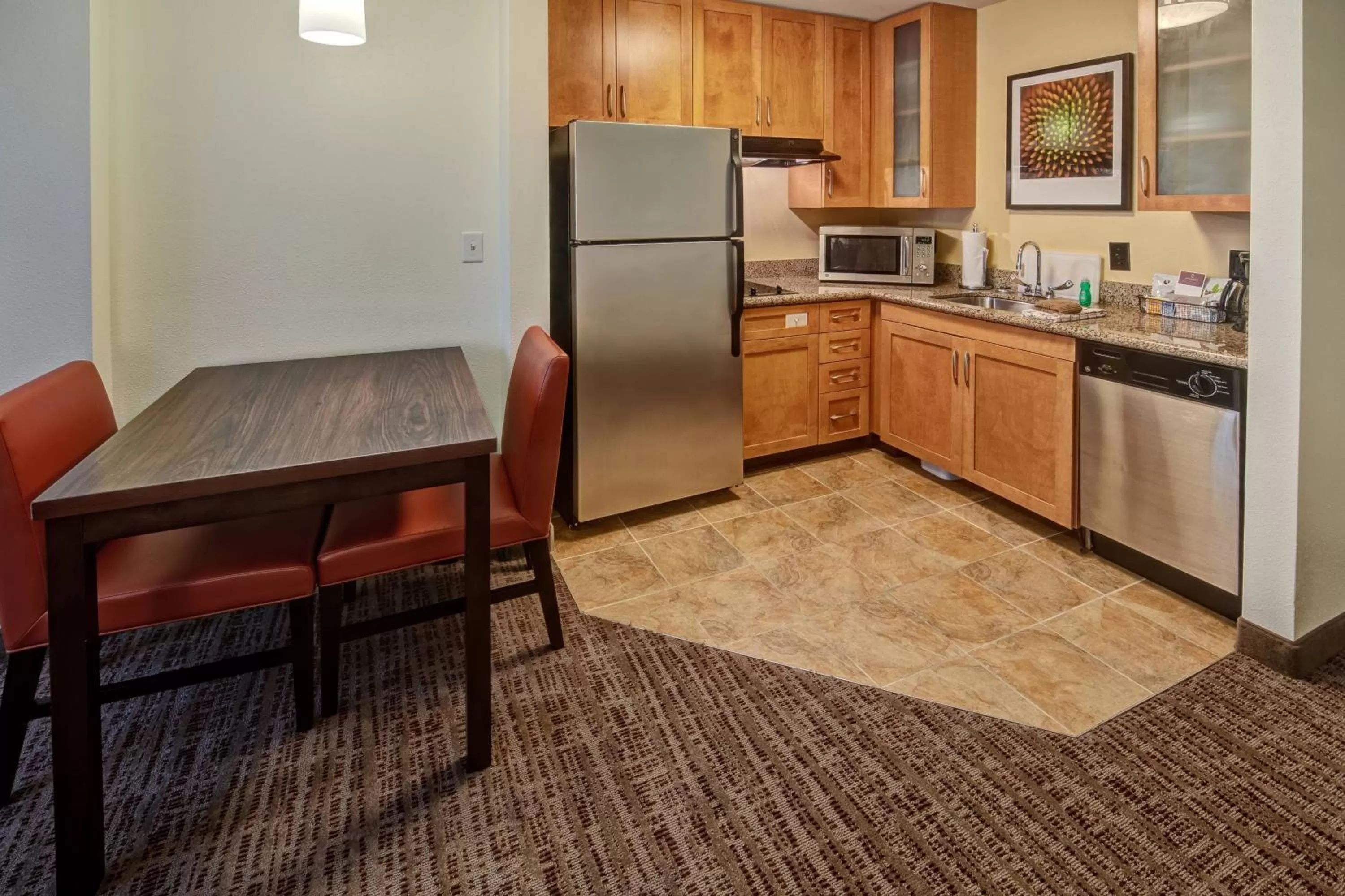 Kitchen or kitchenette in Residence Inn Norfolk Downtown