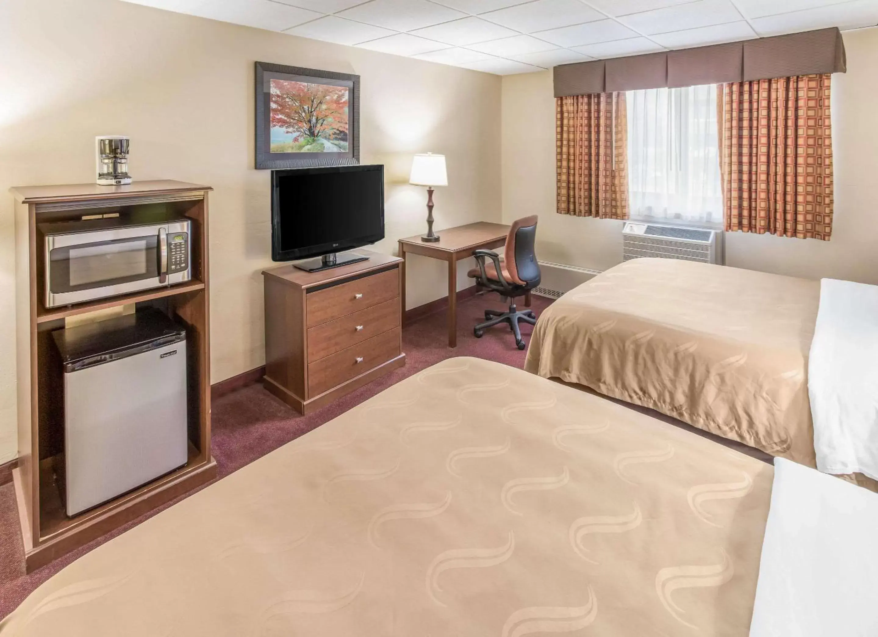 Photo of the whole room in Quality Inn & Suites Downtown