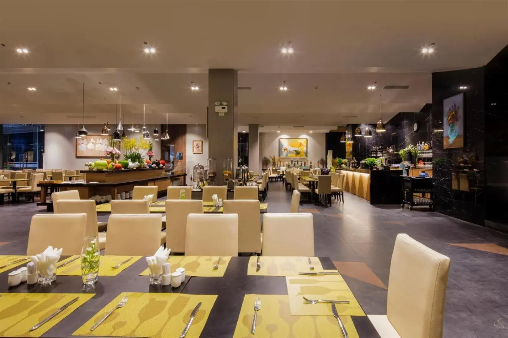 Restaurant/Places to Eat in Terracotta Hotel And Resort Dalat