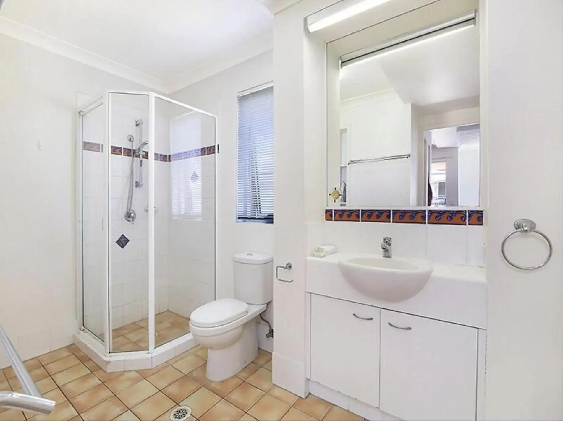 Shower, Bathroom in Montego Sands Resort