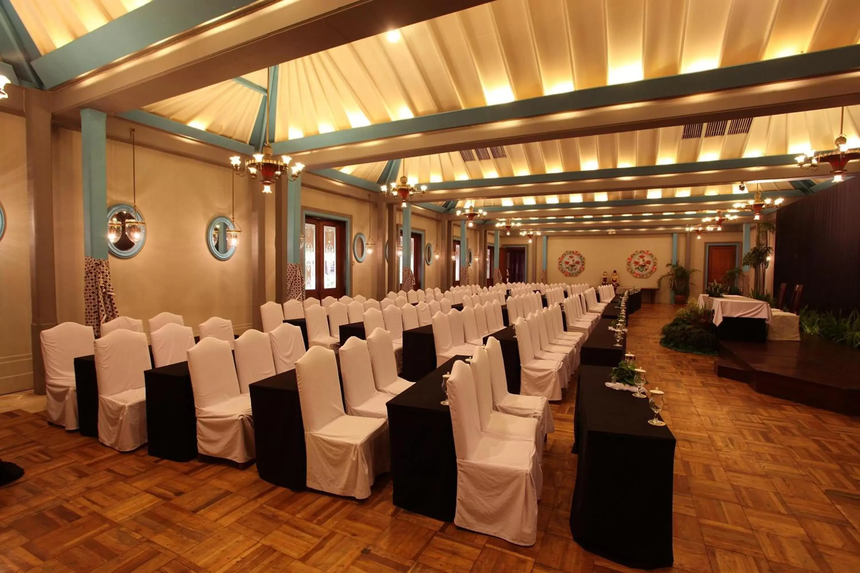 Banquet/Function facilities, Banquet Facilities in Hotel Tugu Malang - CHSE Certified
