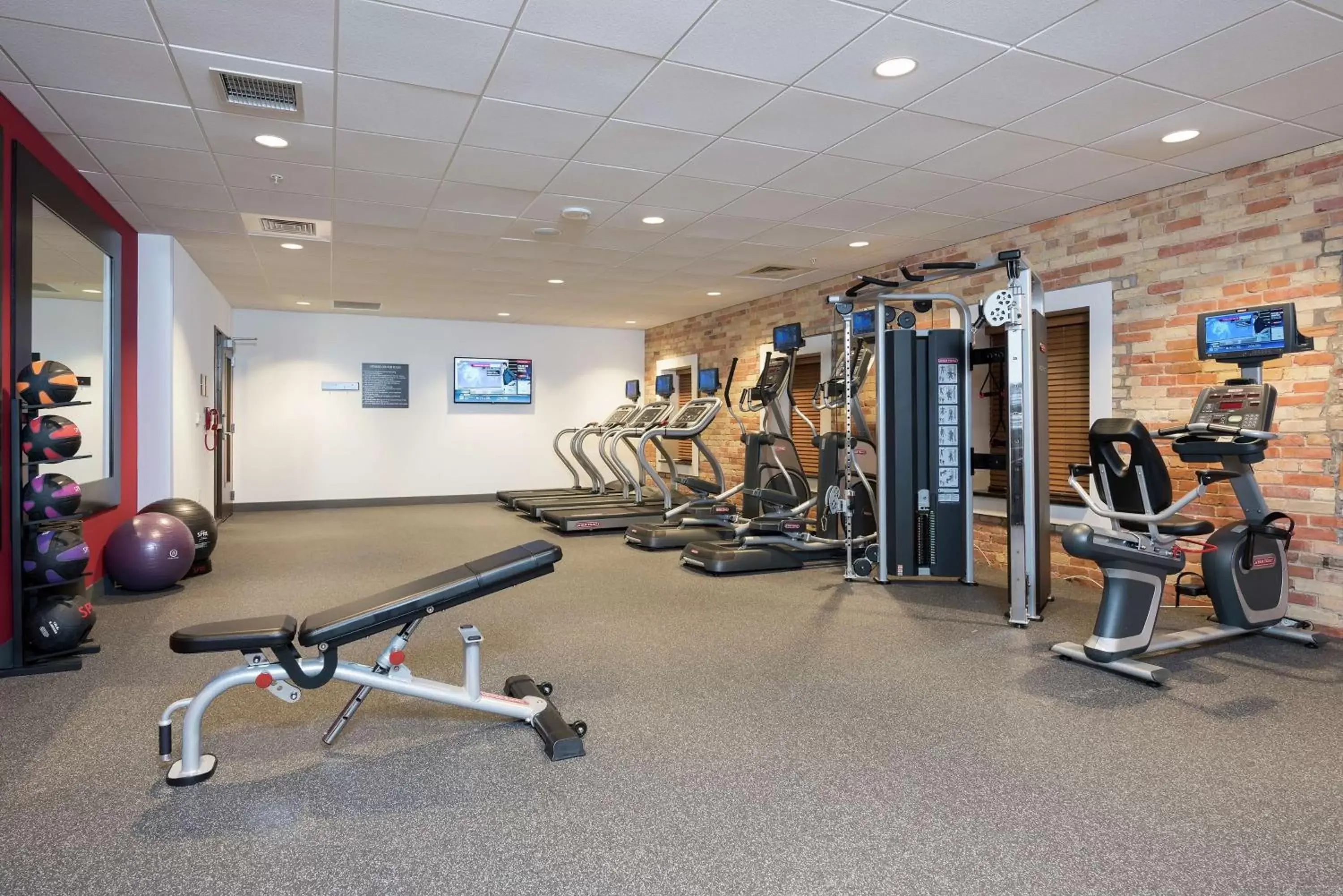 Fitness centre/facilities, Fitness Center/Facilities in Homewood Suites by Hilton Grand Rapids Downtown