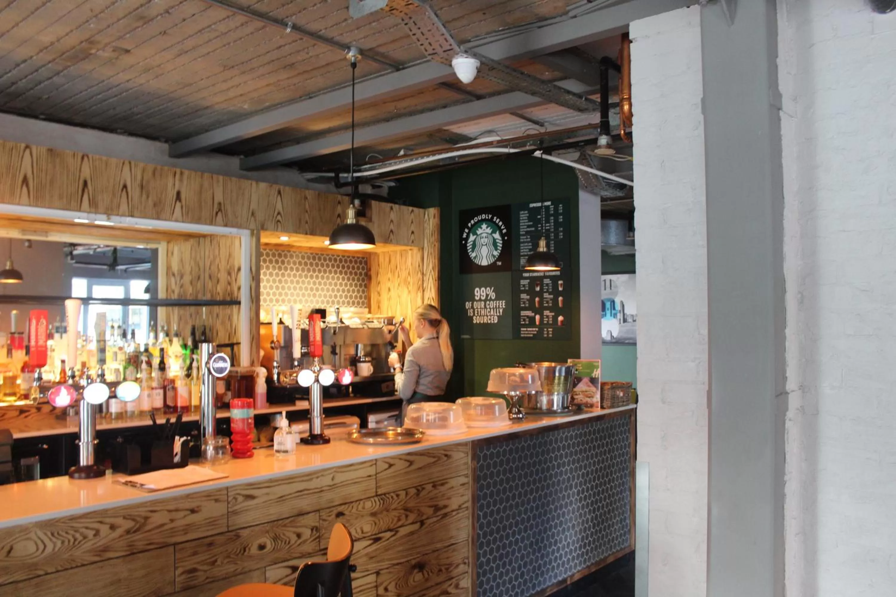 Restaurant/places to eat in Holiday Inn Kenilworth - Warwick by IHG