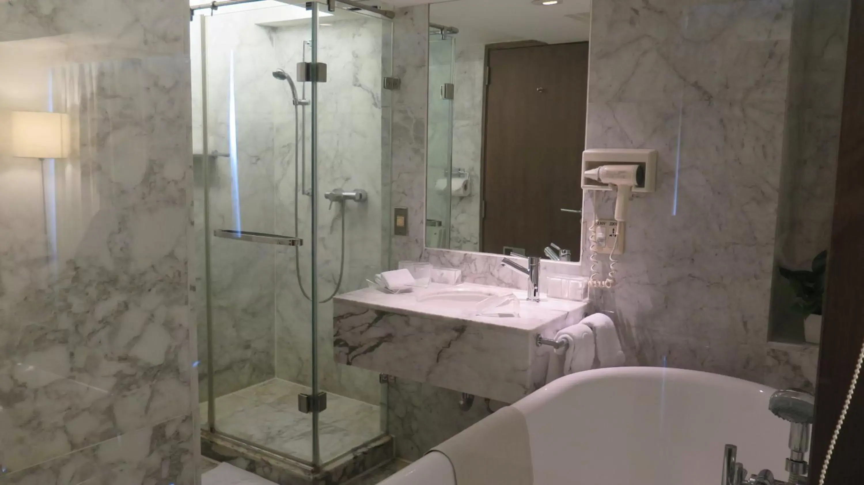 Bathroom in United Hotel
